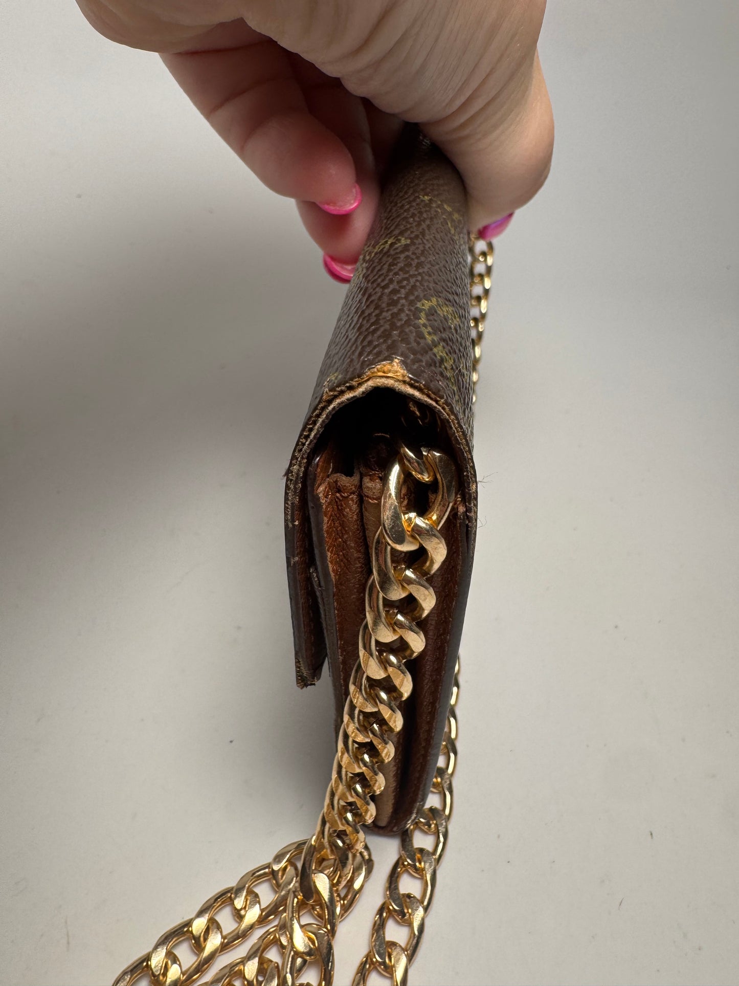 Louis Vuitton Sarah Monogram Wallet On Chain