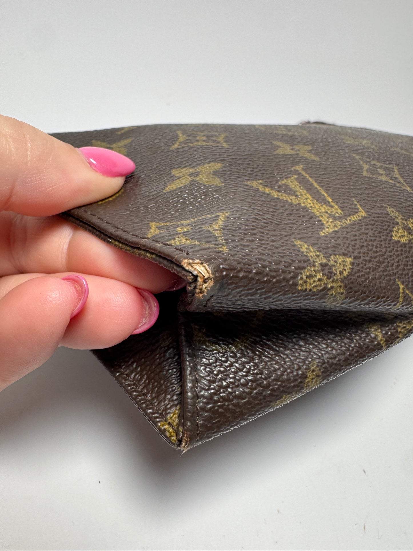 Louis Vuitton Vintage Toilette/Toiletry Pouch 20 Monogram Made in France *Rare*