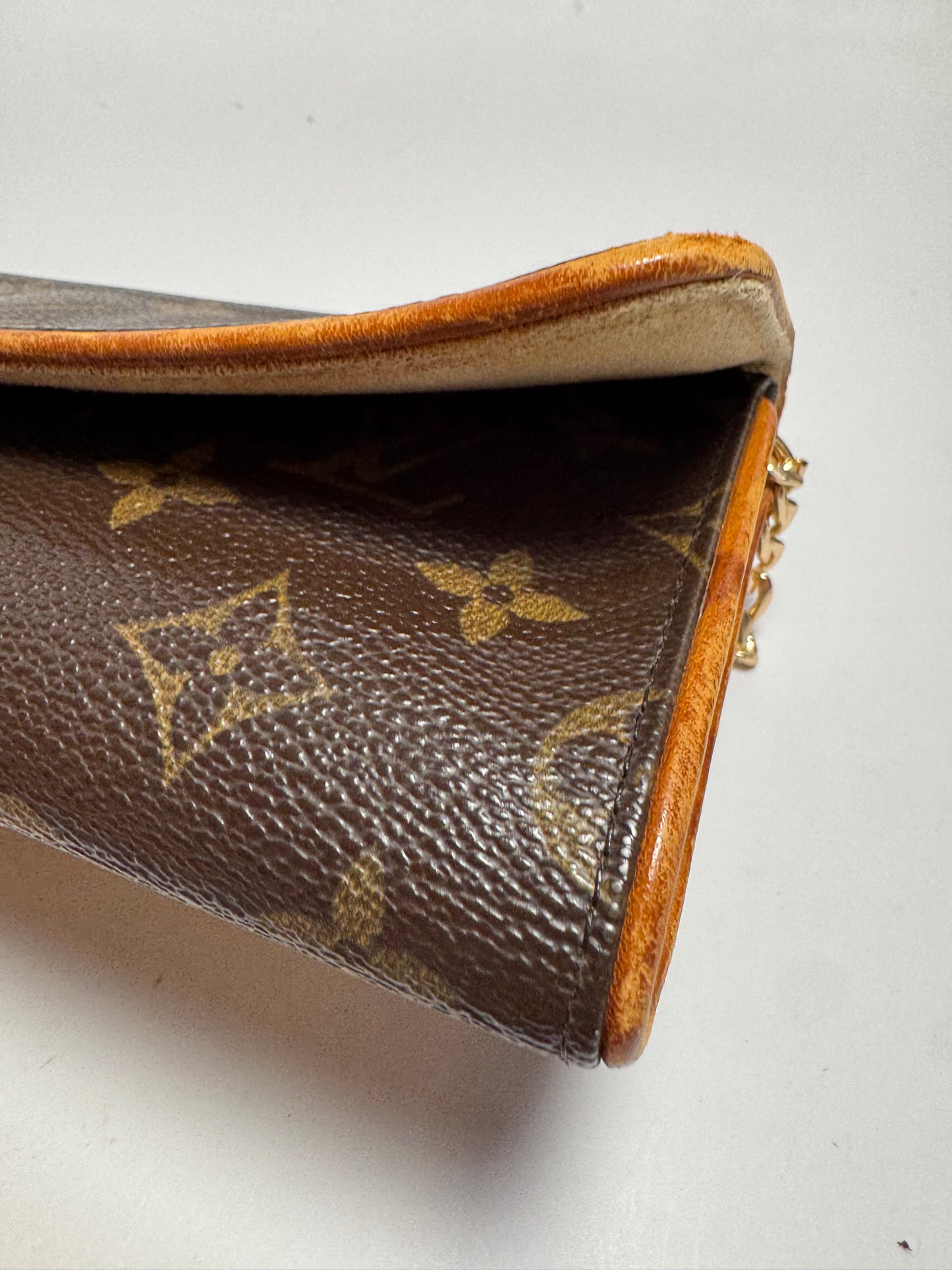 Louis Vuitton Monogram Twin GM Pochette Clutch on Chain (FAIR)