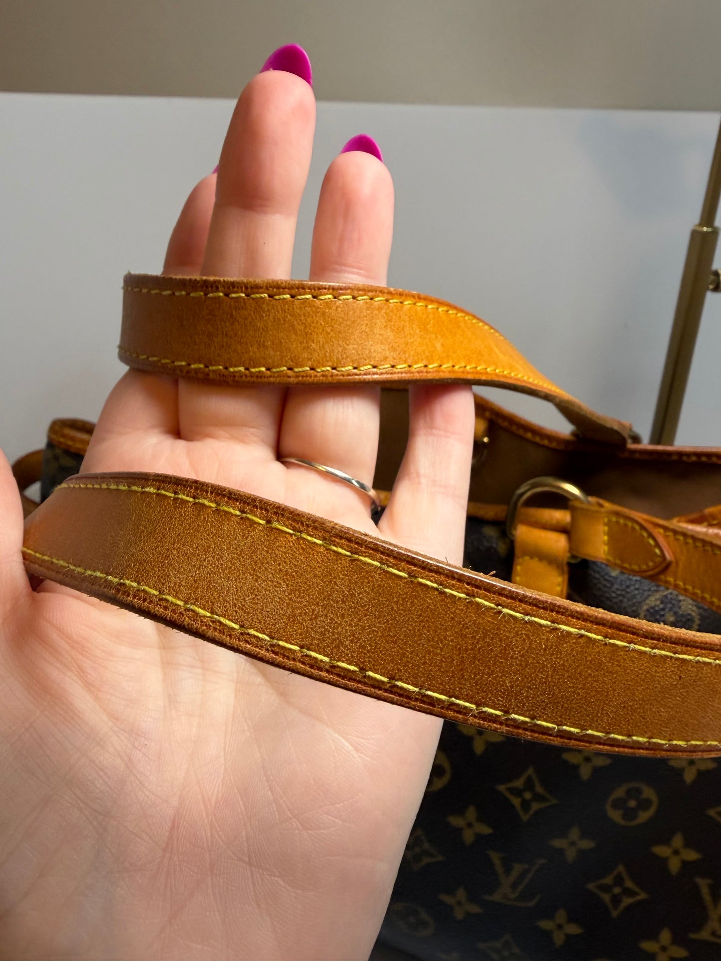 Louis Vuitton Batignolles Horizontal Monogram Tote Bag
