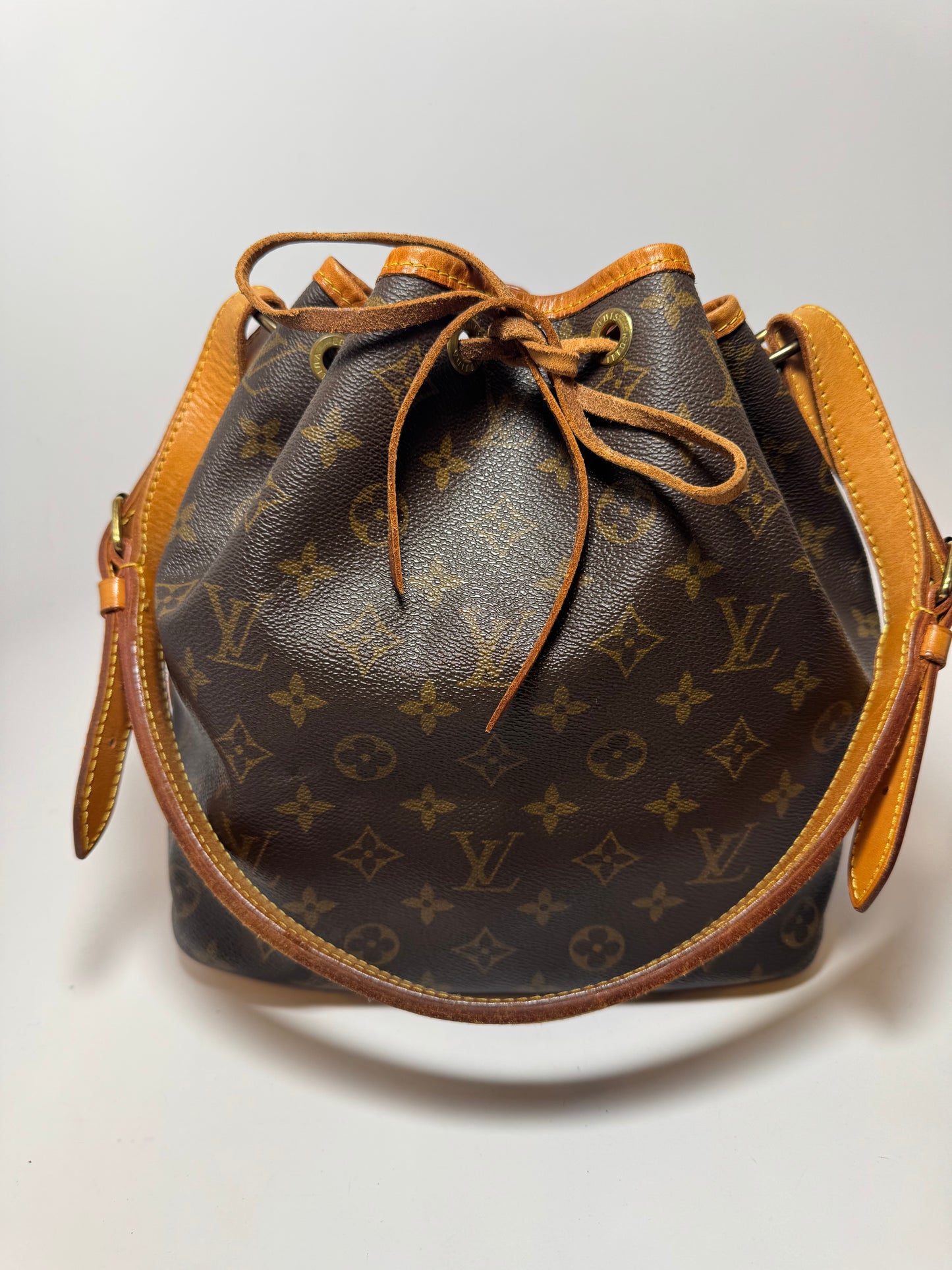 Louis Vuitton Petite Noe Bucket Bag Monogram Made in France W/COA