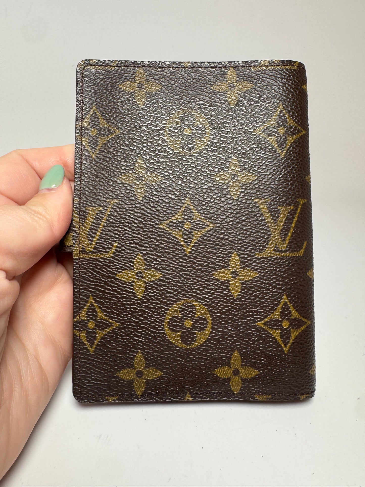 Louis Vuitton Agenda PM in Monogram/Planner/Passport Cover