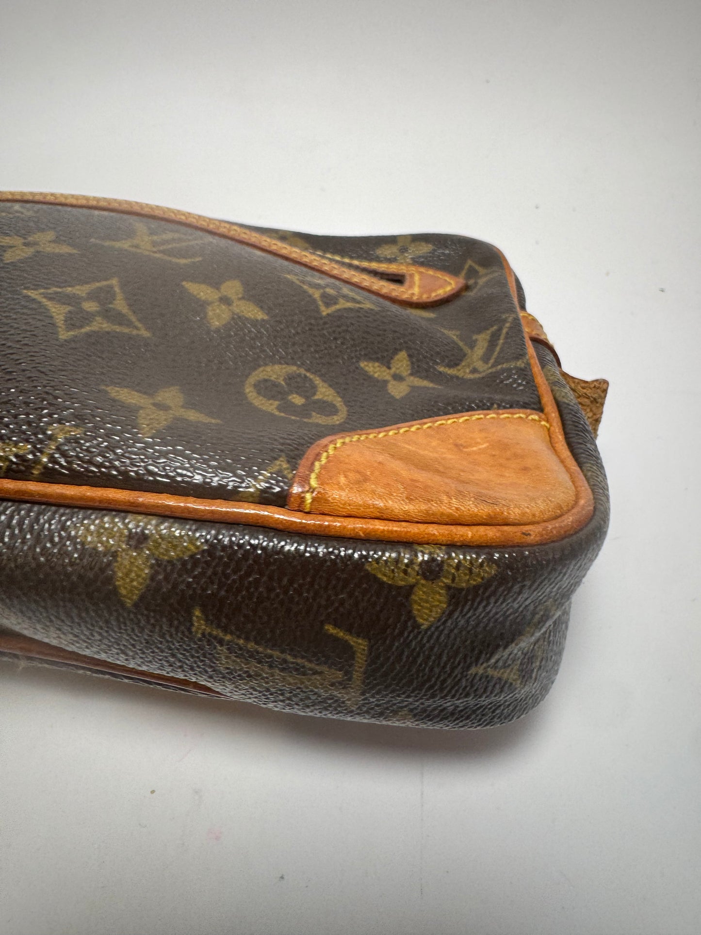 Louis Vuitton Marly Draggone Clutch Monogram