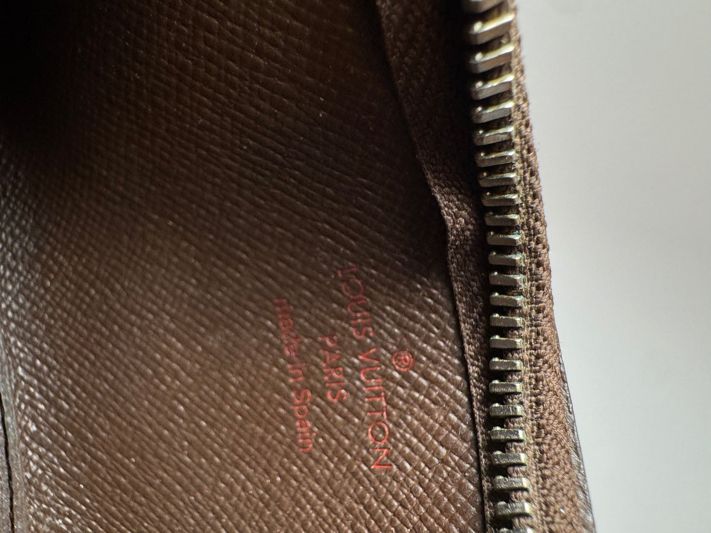 Louis Vuitton Key Cles/Key Pouch Damier Ebene