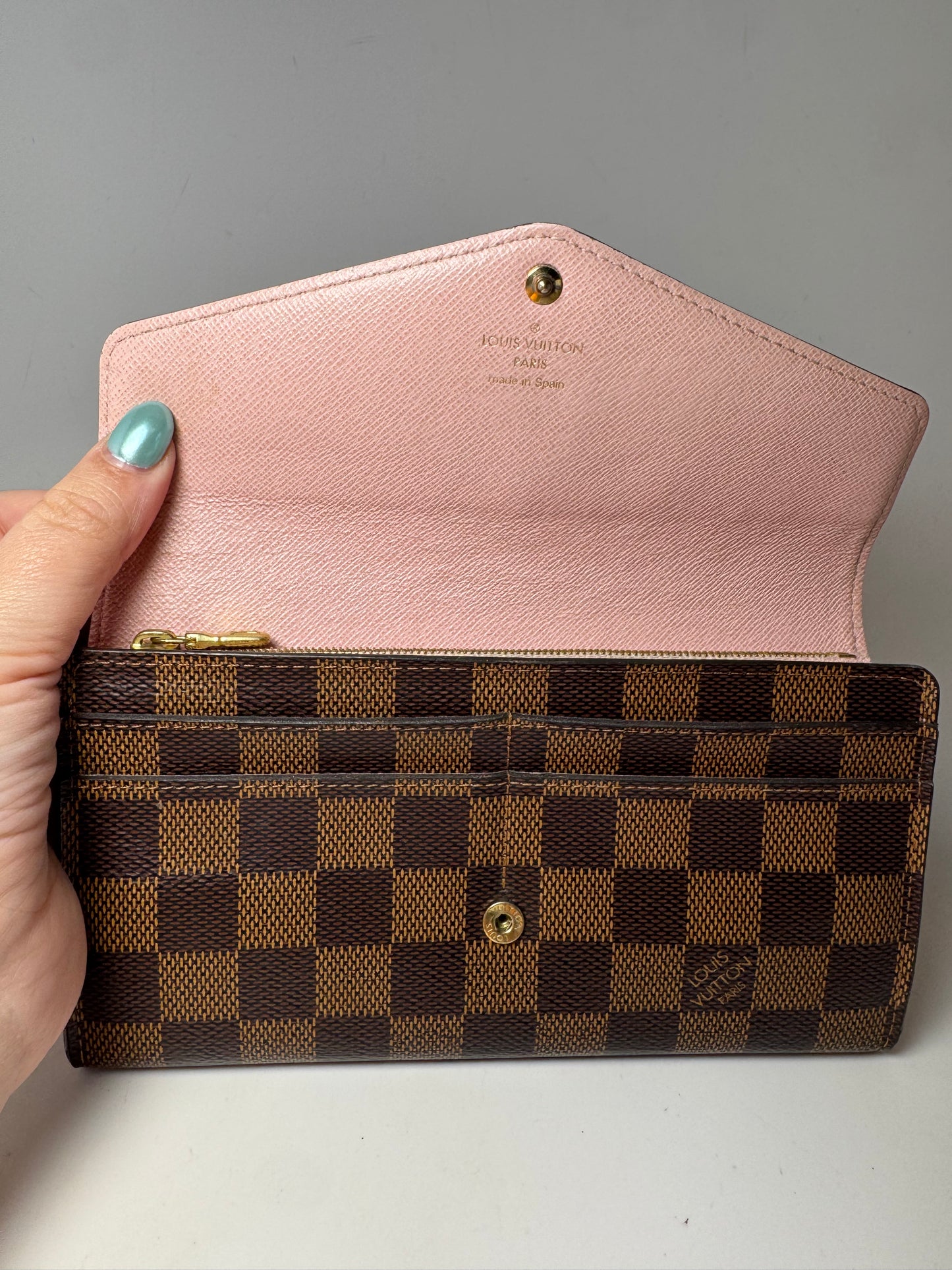 Louis Vuitton Damier Ebene Sarah Wallet w/Ballerine Pink Interior