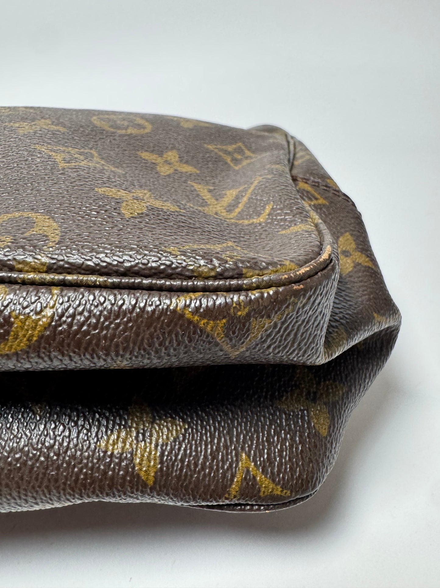 Louis Vuitton Trousse Monogram Makeup Bag/Toiletry Bag