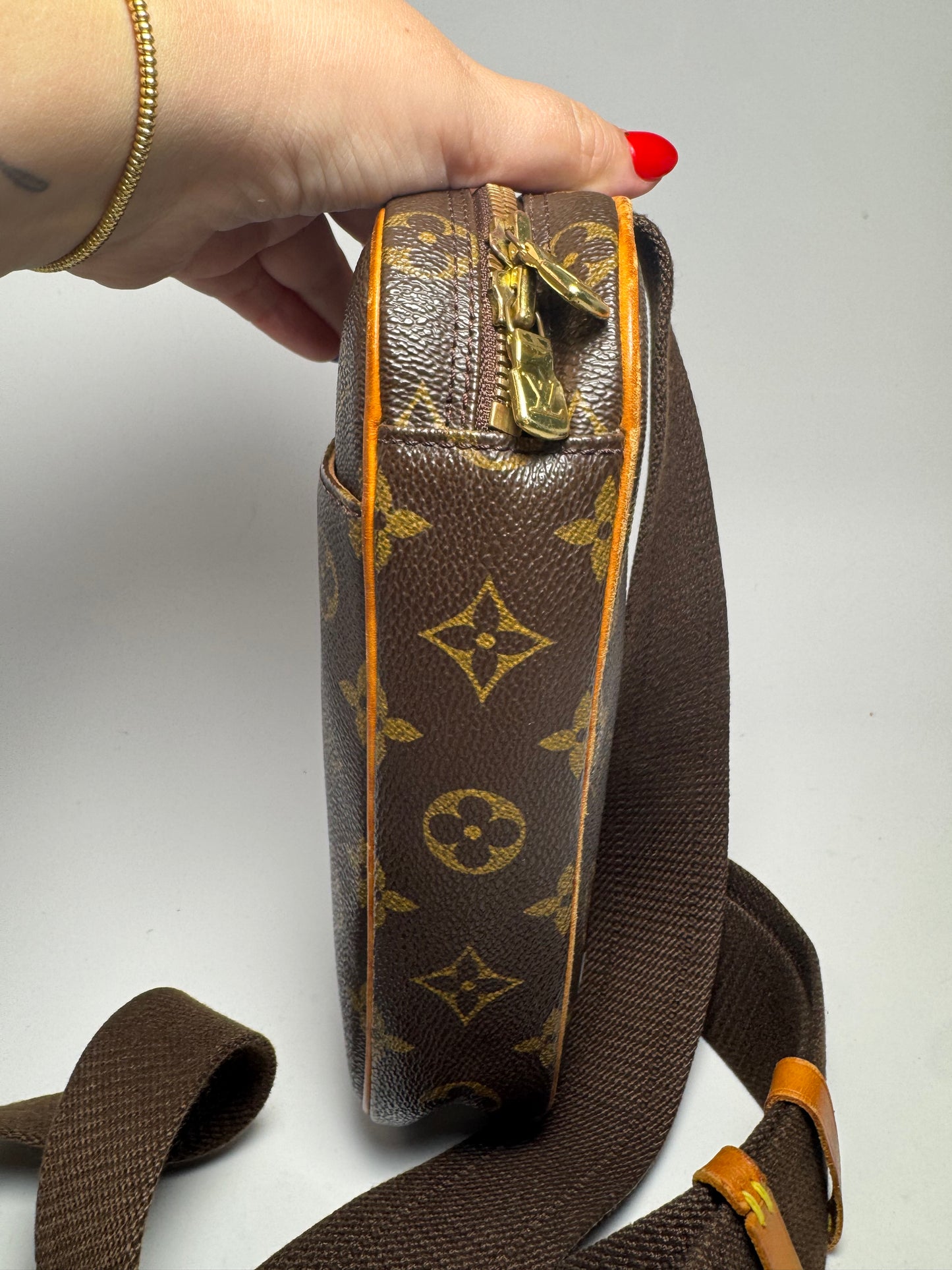 Louis Vuitton Pochette Gange Monogram Bum Bag/Sling Bag in Monogram