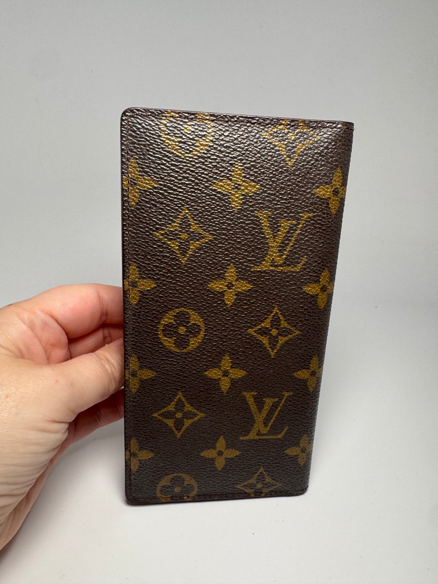 Louis Vuitton Monogram Checkbook Cover/Passport Holder