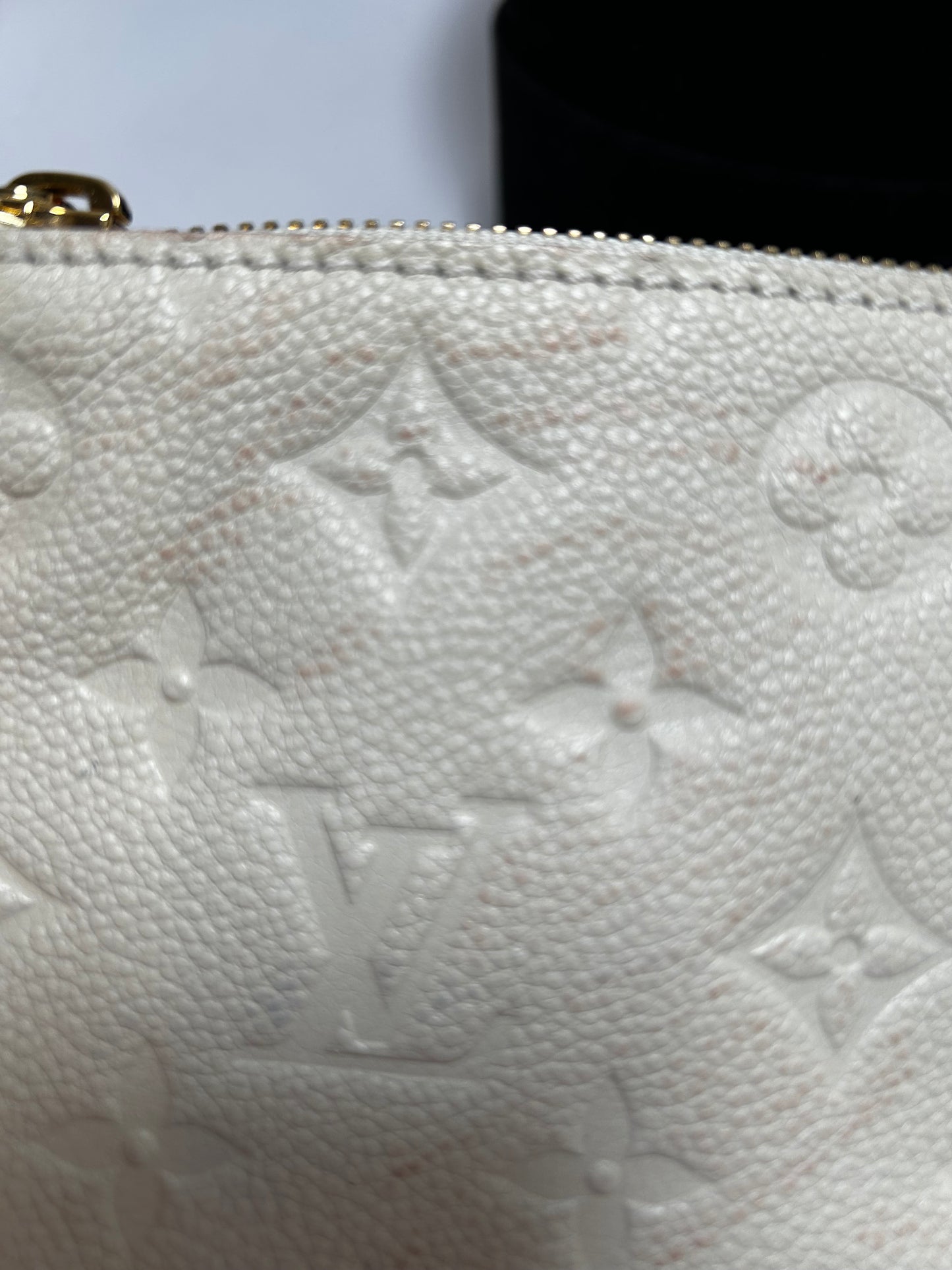 Louis Vuitton Citadine GM Pochette in Cream Empriente Leather