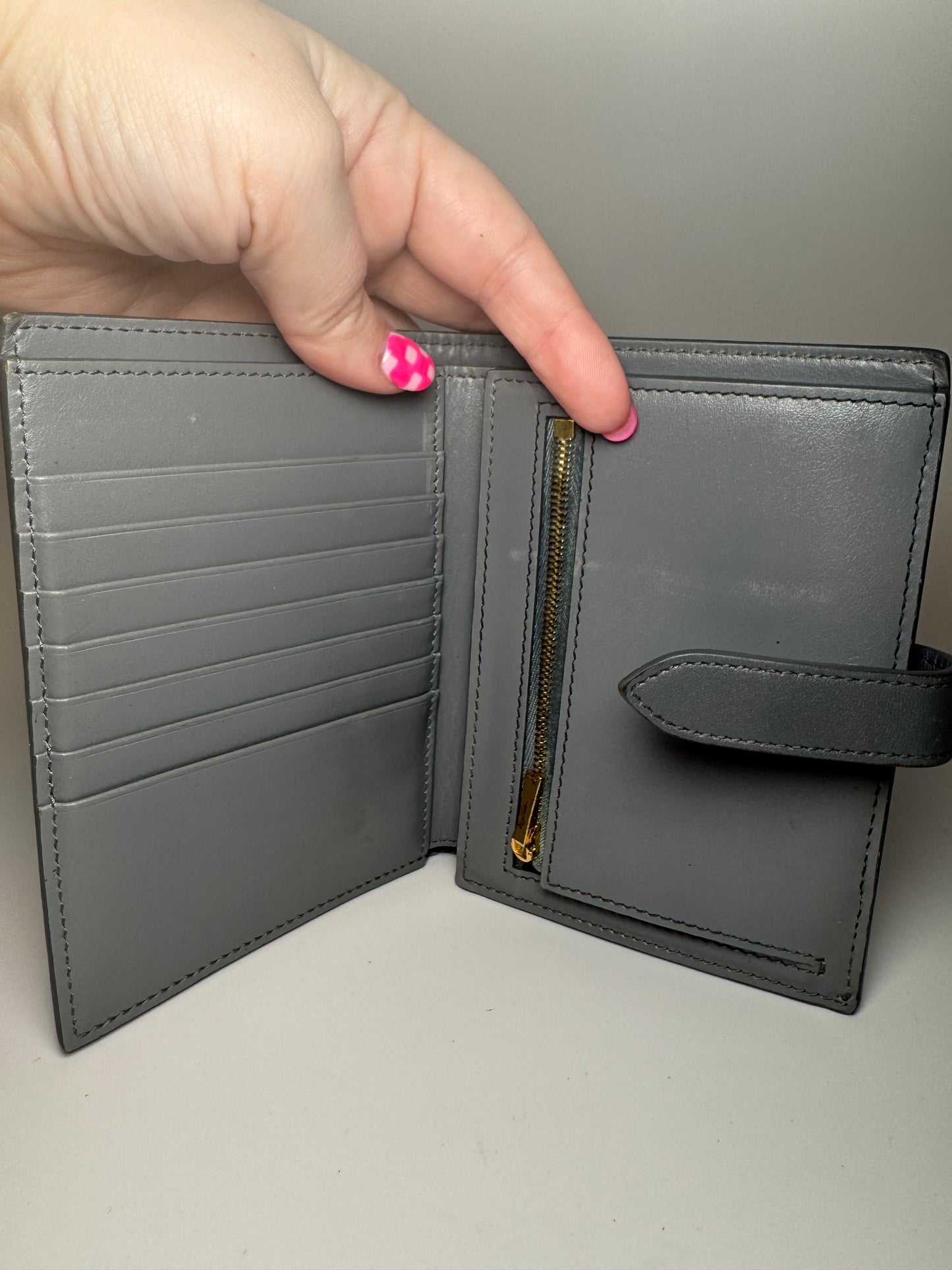 Céline Medium Long Strap Wallet – Grey Grained Leather – Made in Italy