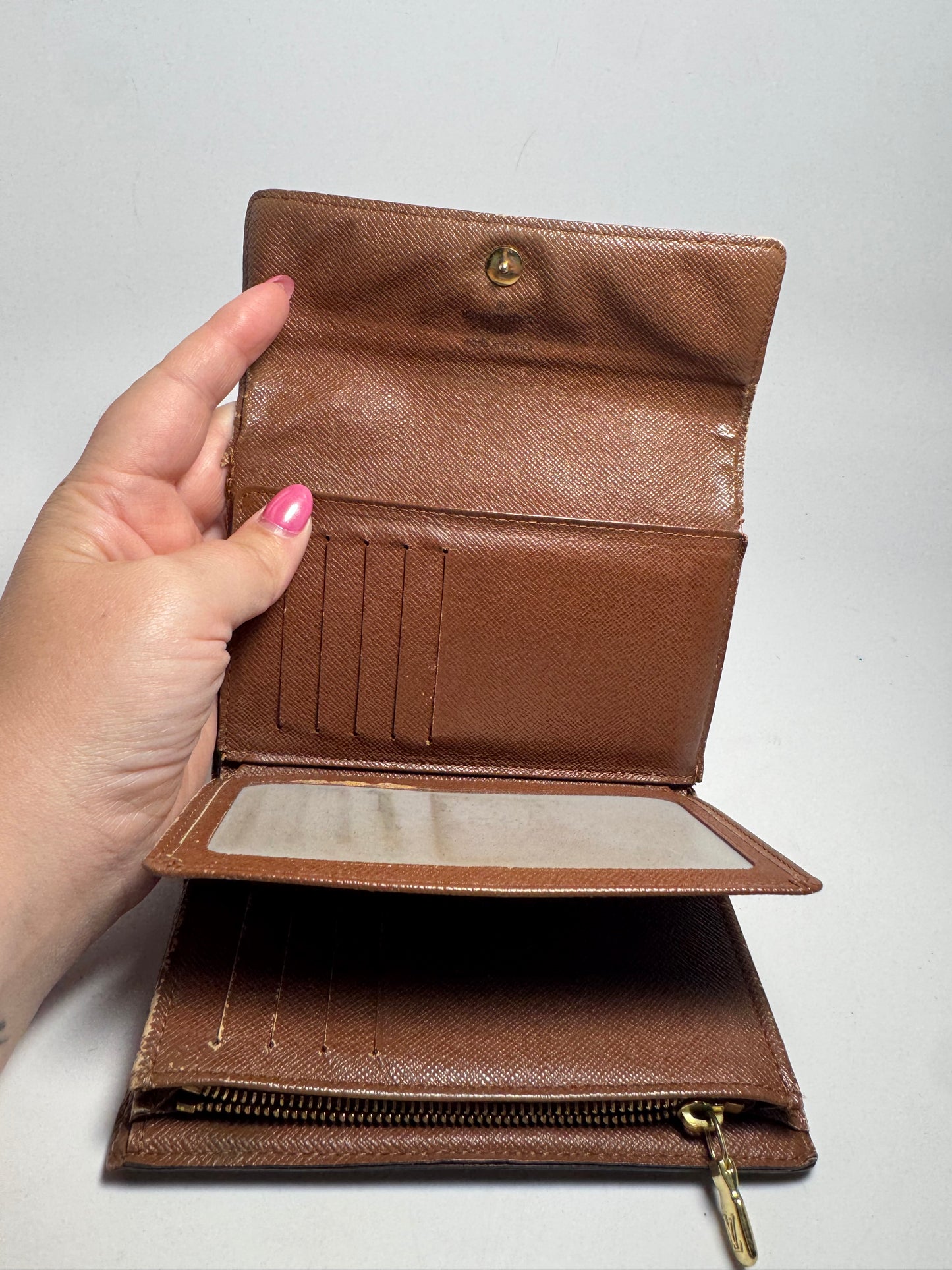 Louis Vuitton Alexandra Wallet Monogram Fair Condition Made in France 2007