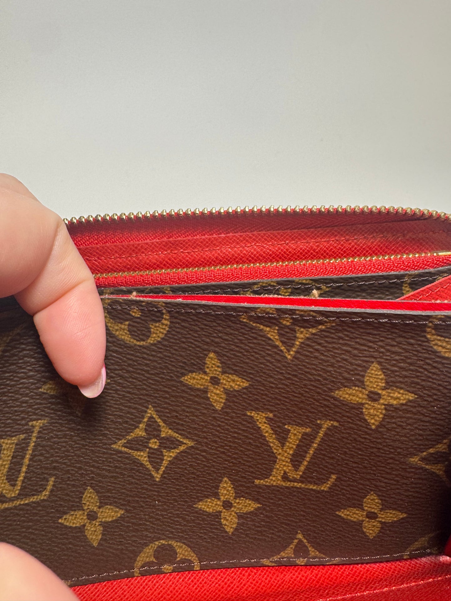 Louis Vuitton Retiro Zippy Wallet in Cerise Red Monogram