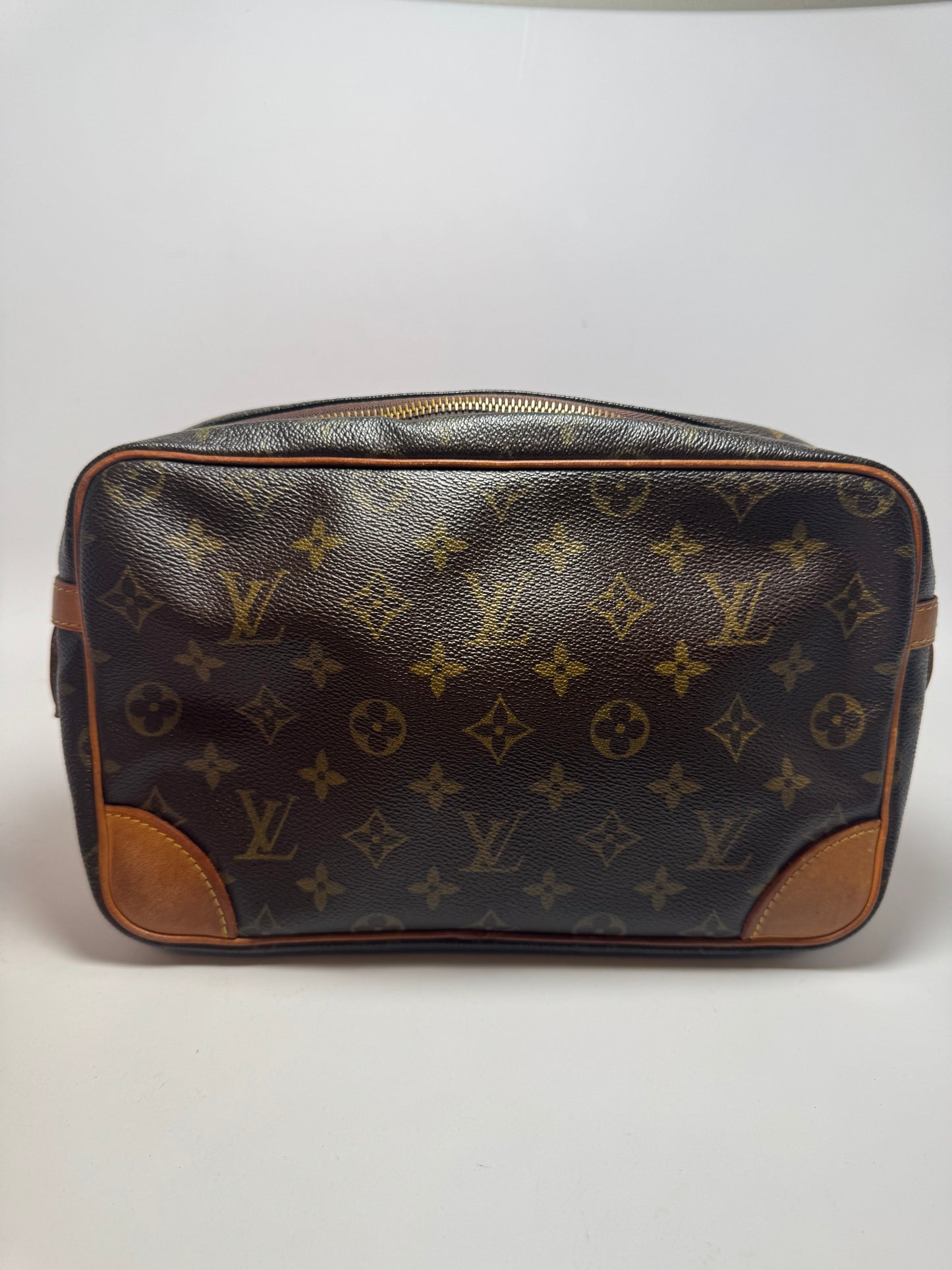 Louis Vuitton Compiegne 28 Clutch/Pouch/Toiletry Bag in Monogram