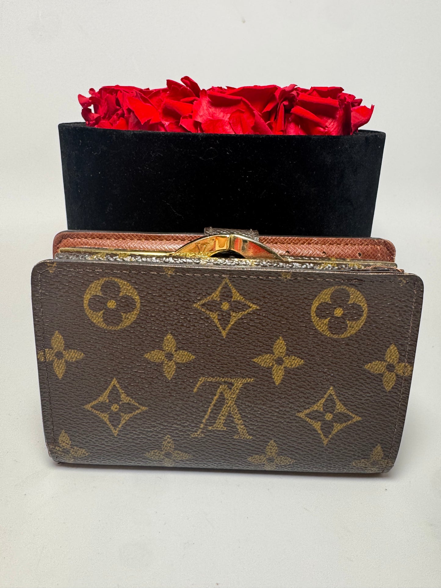 Louis Vuitton French Purse Kiss Lock Monogram Wallet-Fair Condition