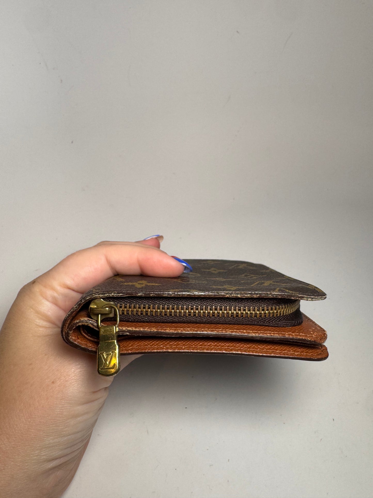 Louis Vuitton Monogram Porte Papier Passport Wallet/Passport Holder February 1999