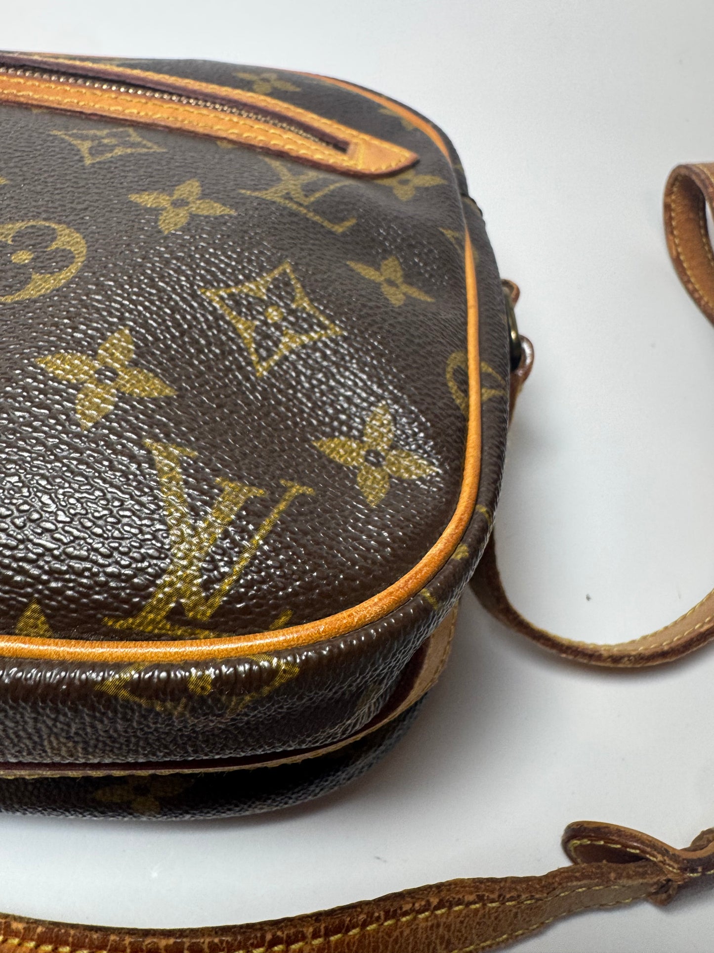 Louis Vuitton Senlis Monogram Bag- Pre Date Code