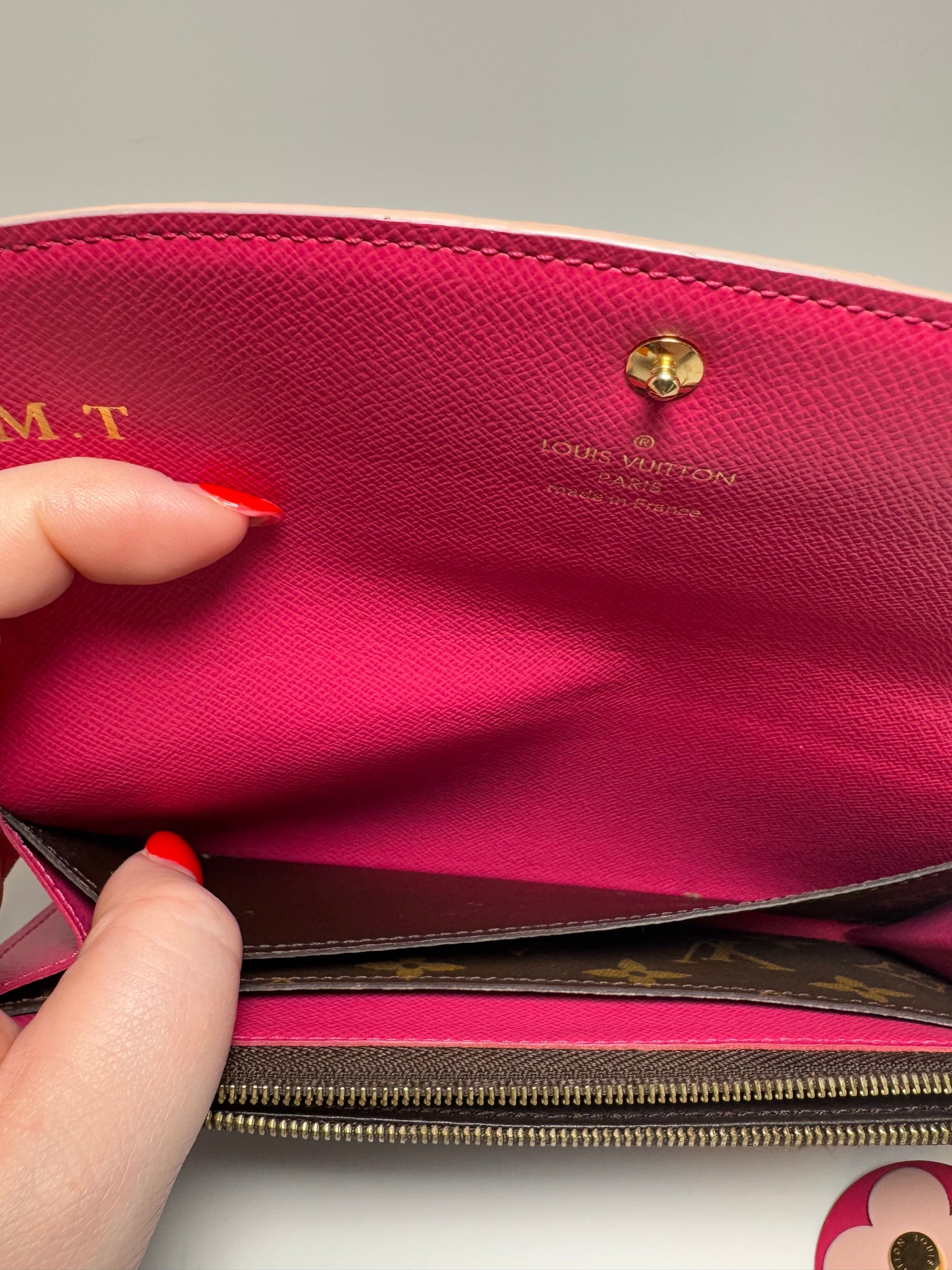 Louis Vuitton Emilie Bloom Pink Fuchsia Monogram Wallet Flower Accents Luxury