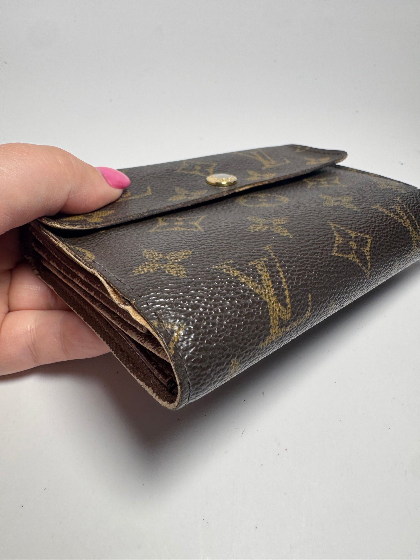 Louis Vuitton Alexandra Wallet Monogram Fair Condition Made in France 2007