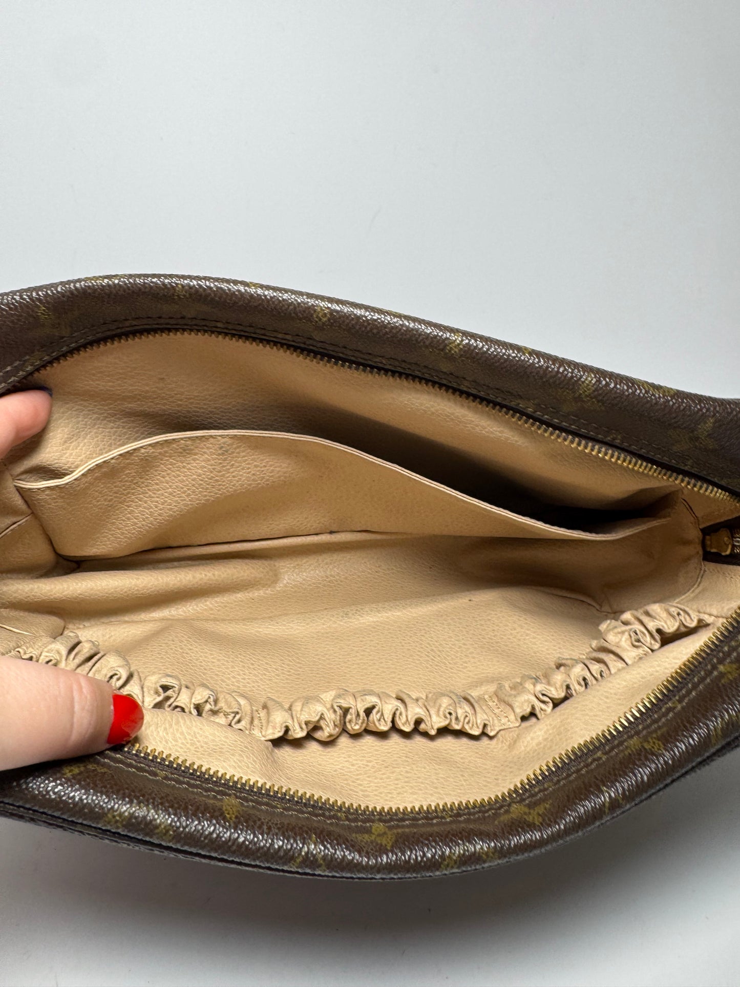 Louis Vuitton Trousse Monogram Makeup Bag/Toiletry Bag