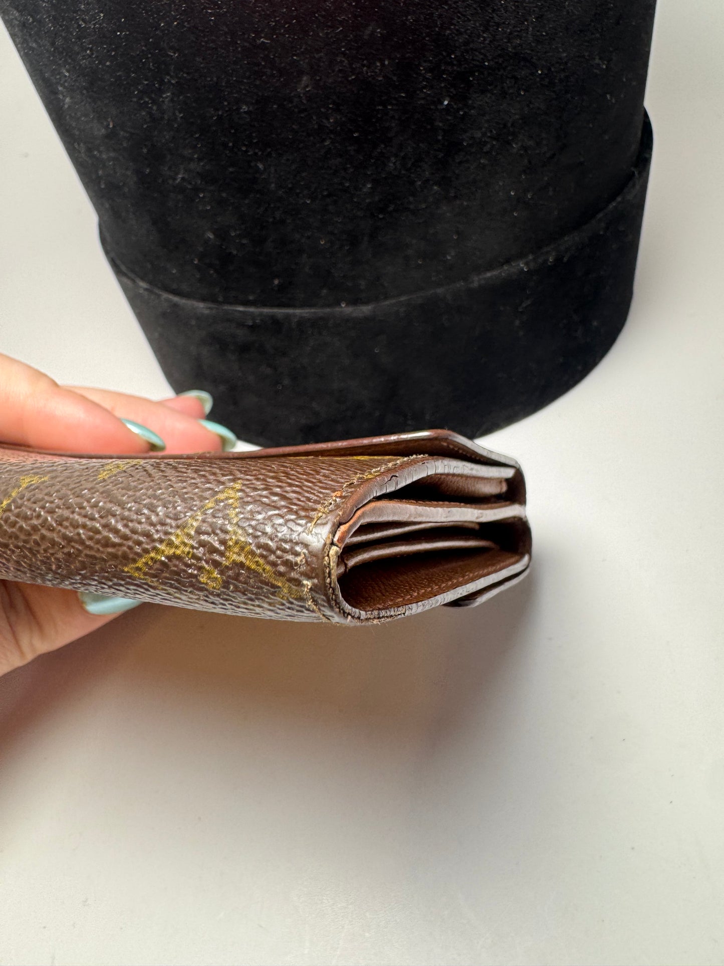 Louis Vuitton Elise Monogram Trifold Wallet