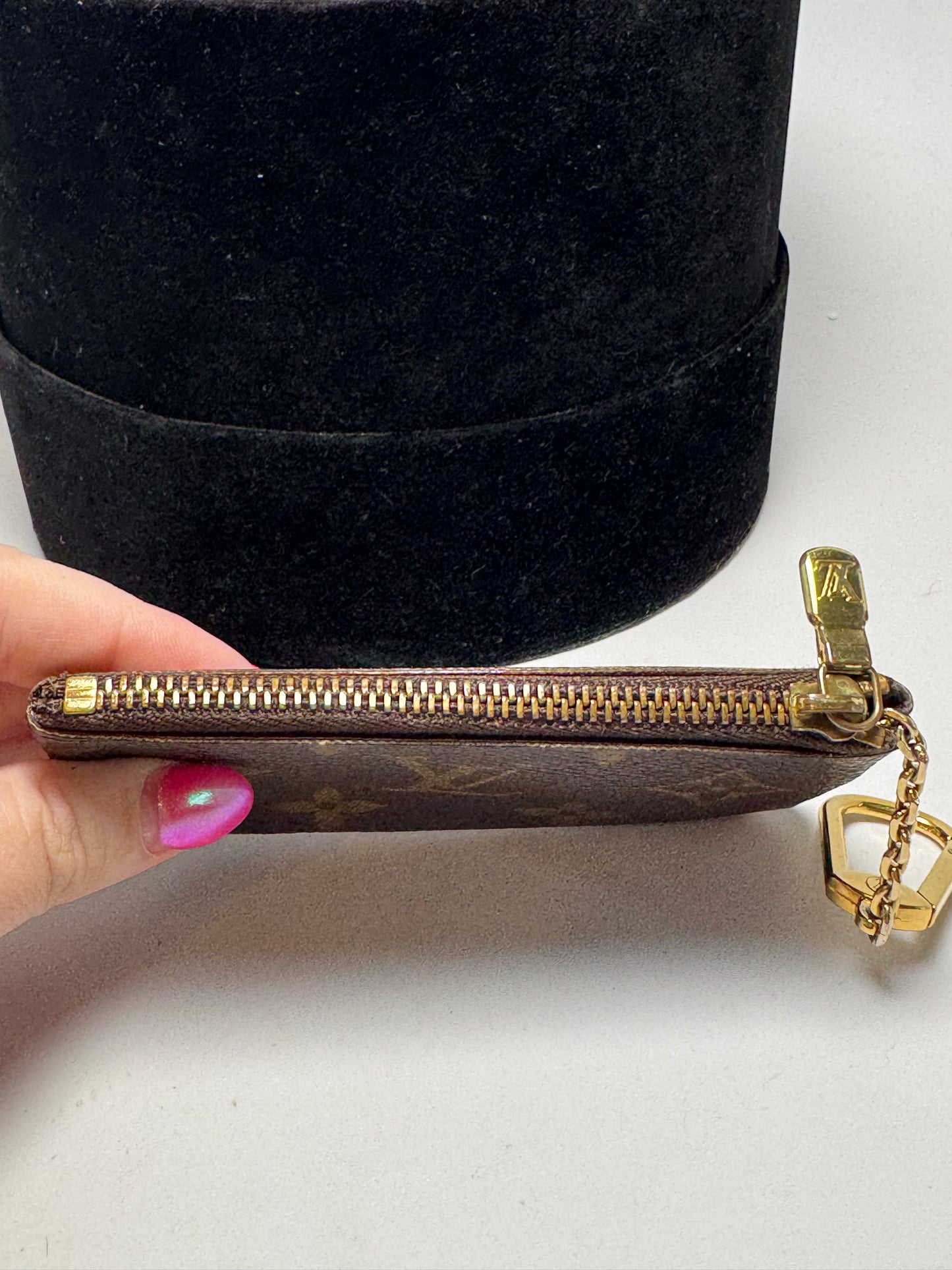 Louis Vuitton Key Cles/Key Pouch Monogram