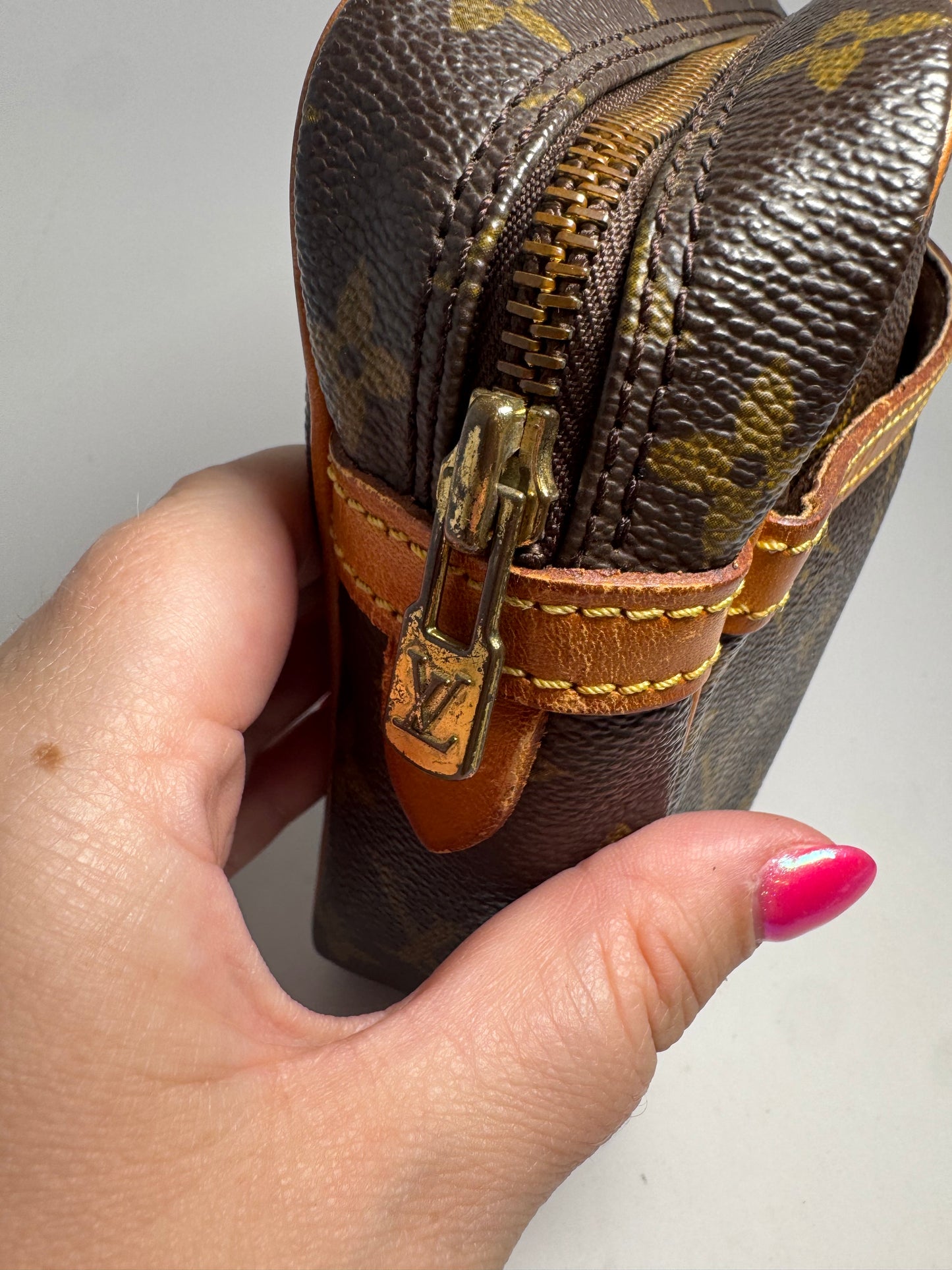 Louis Vuitton Compeigne 23 Clutch Monogram/Toiletry Pouch/Makeup Bag