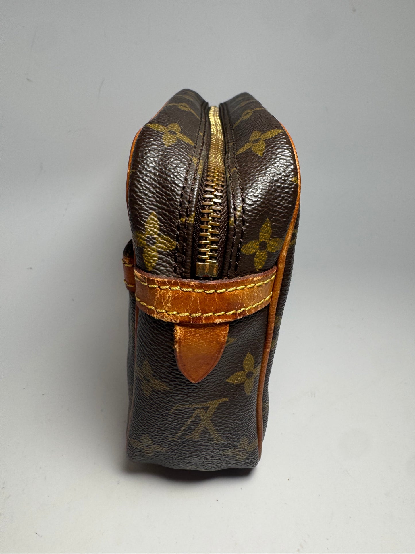 Louis Vuitton Compeigne 23 Clutch Monogram/Toiletry Pouch/Makeup Bag