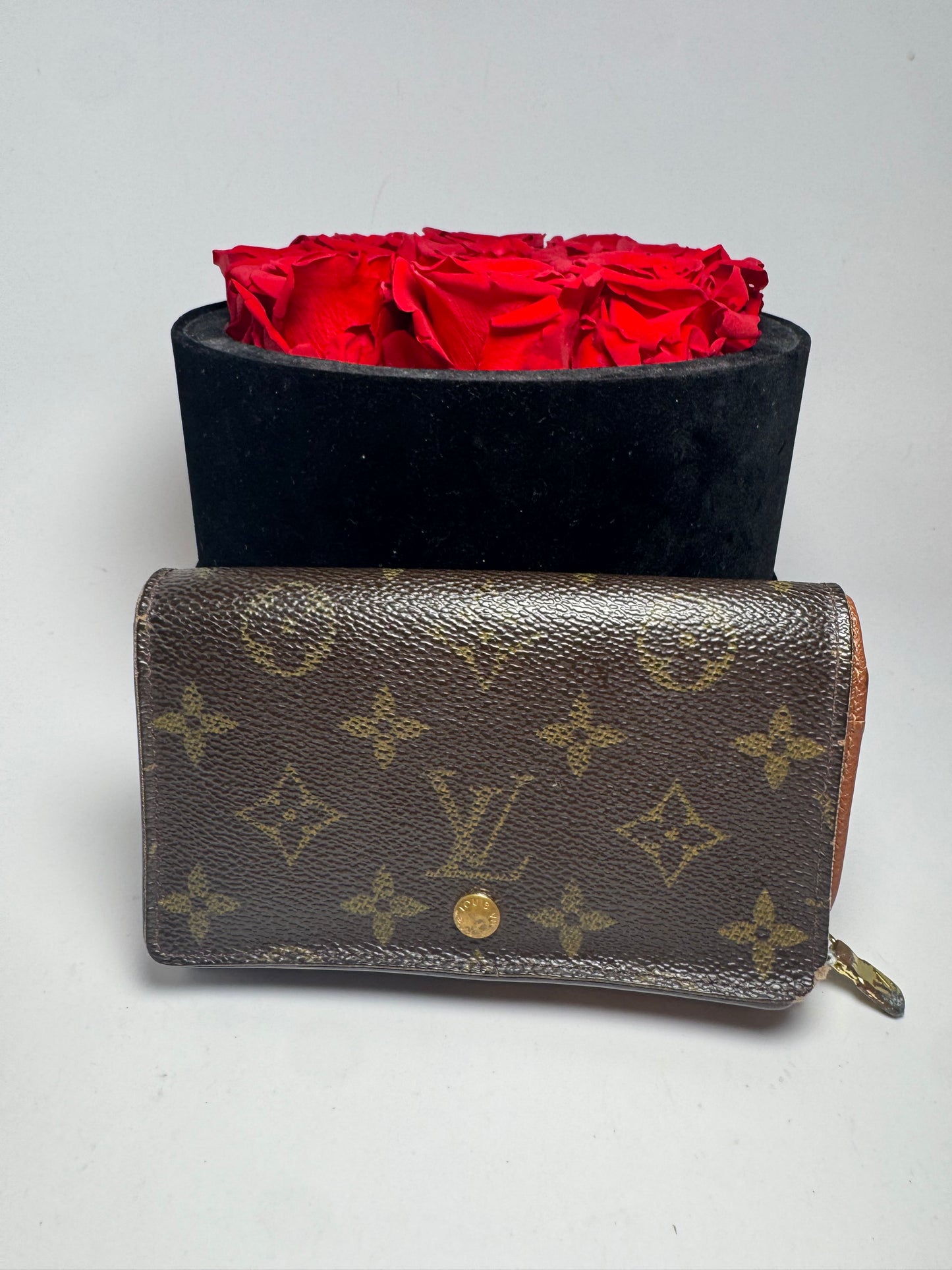 Louis Vuitton Porte Monnaie Tresor Monogram Compact Wallet, Made in France January 2003