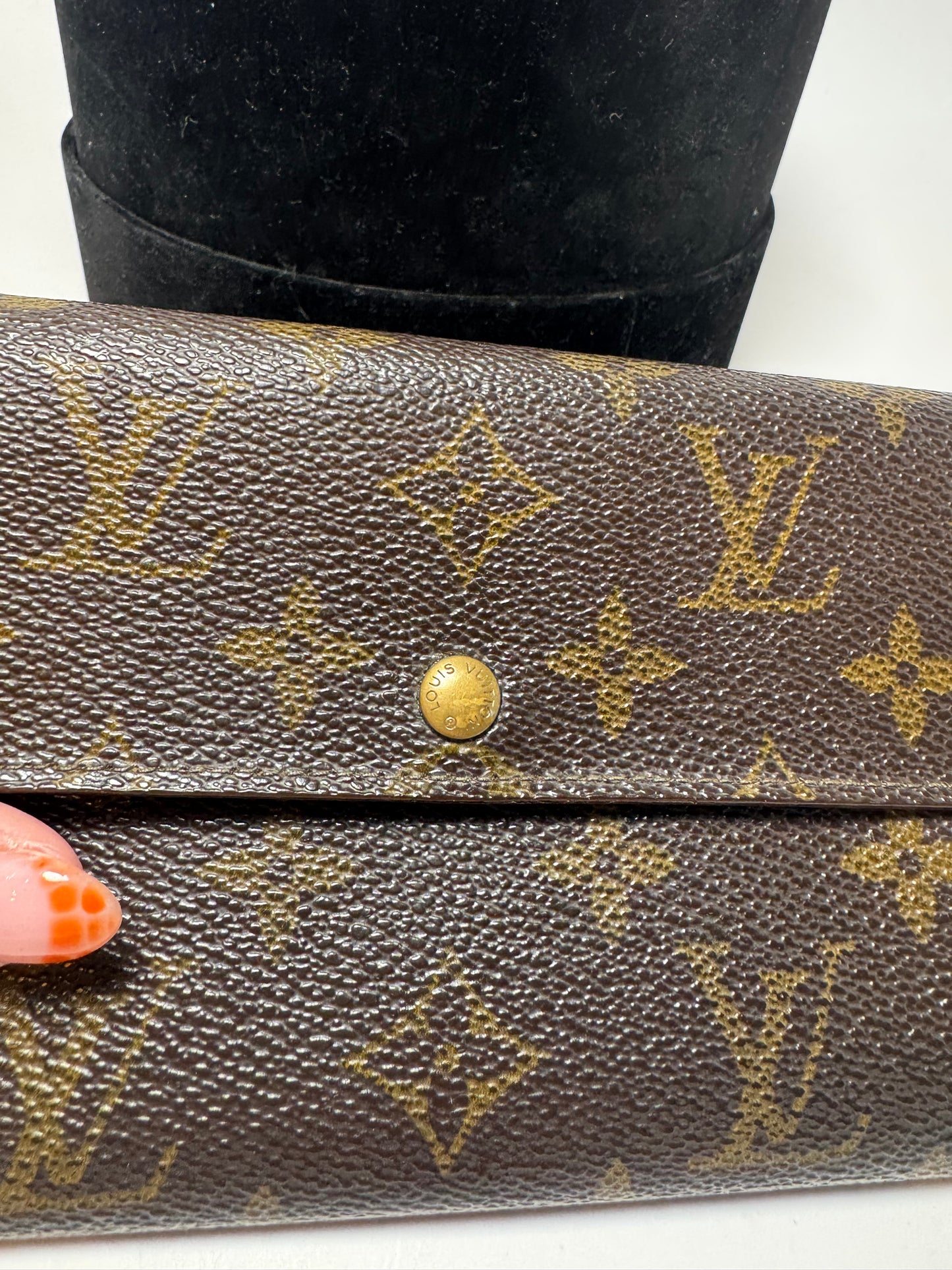 Louis Vuitton Monogram Sarah Wallet- Fair Condition