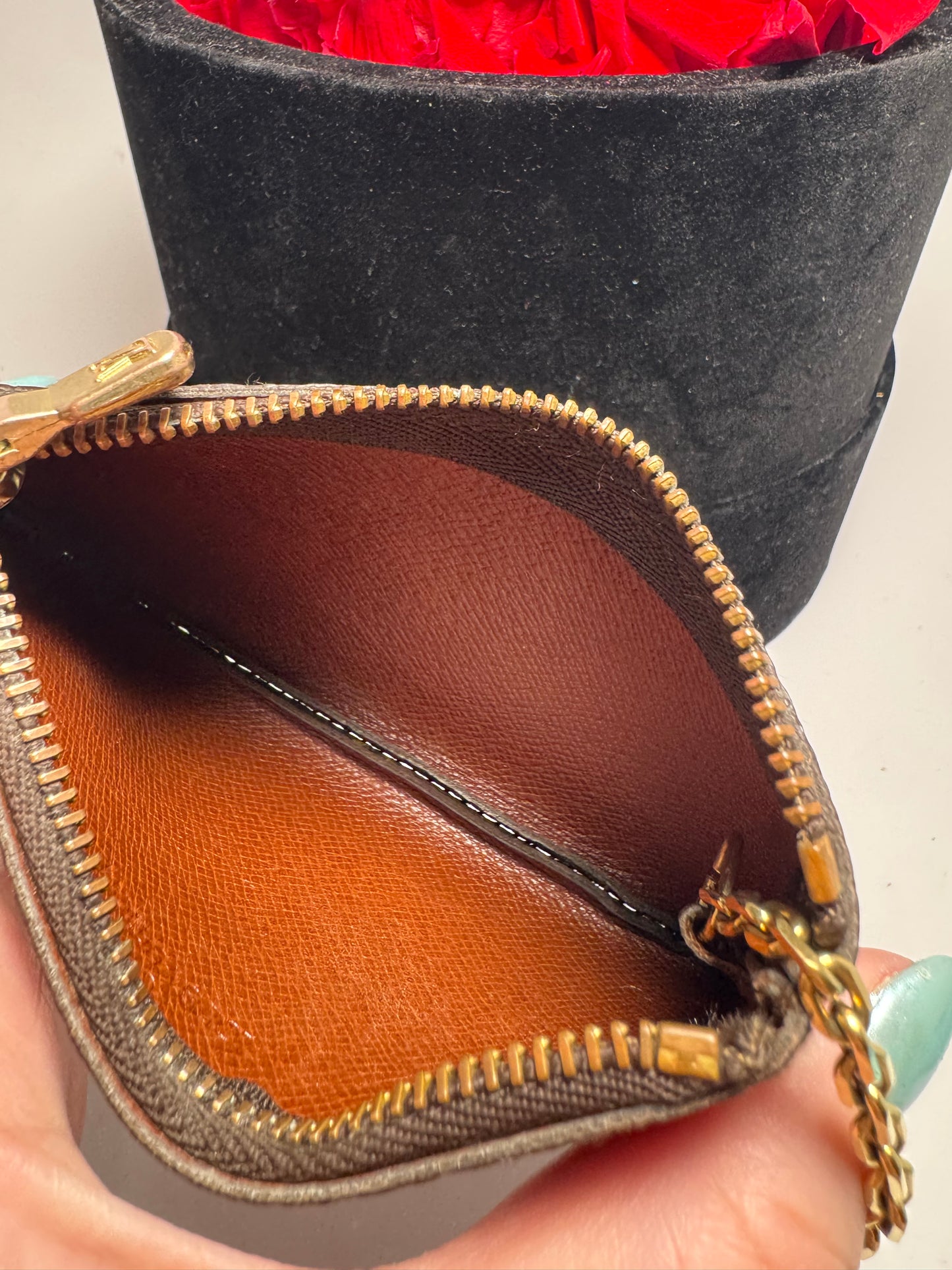 Louis Vuitton Key Cles/Key Pouch in Monogram