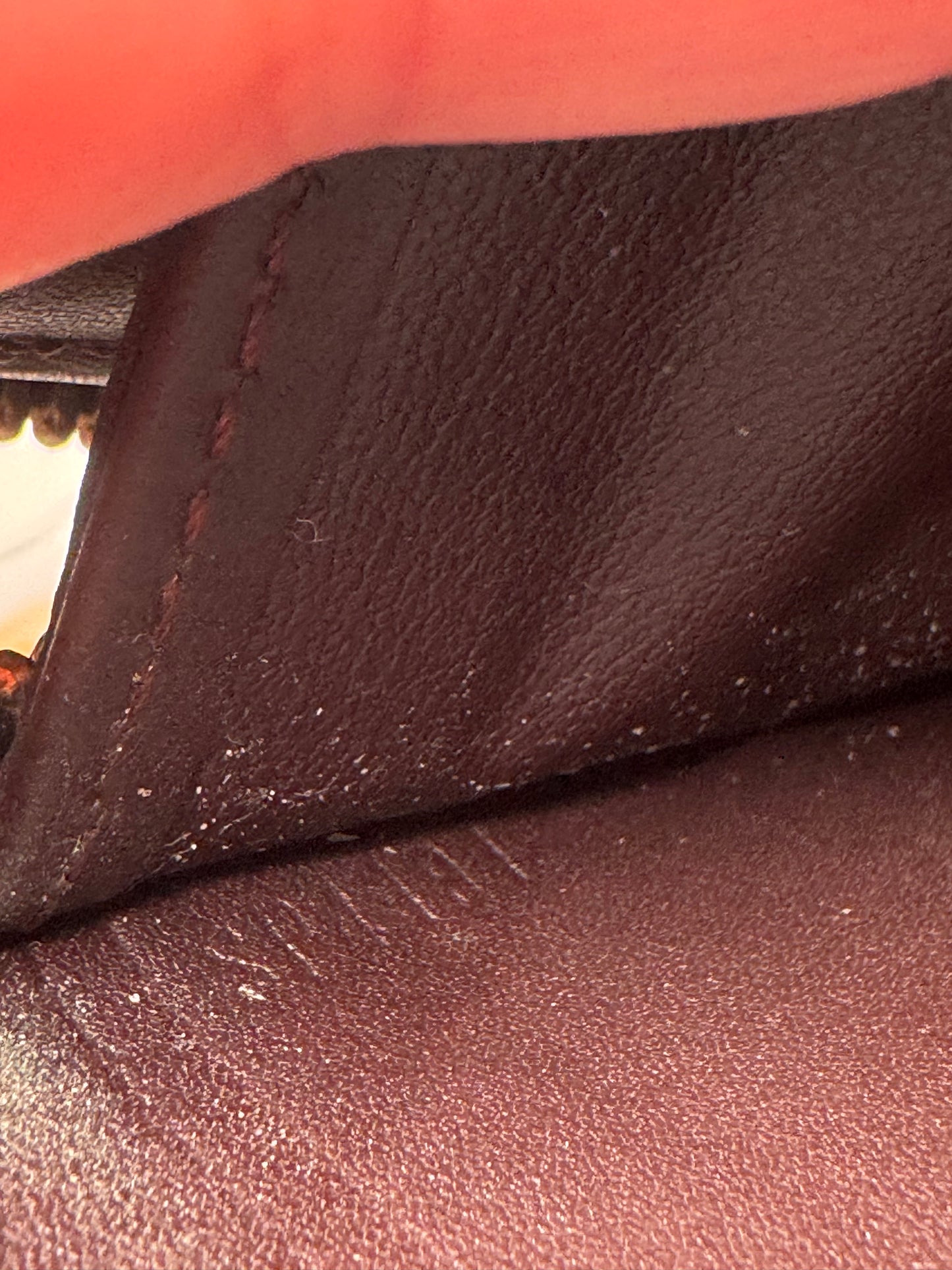 Louis Vuitton Plum Vernis Leather Zippy Wallet
