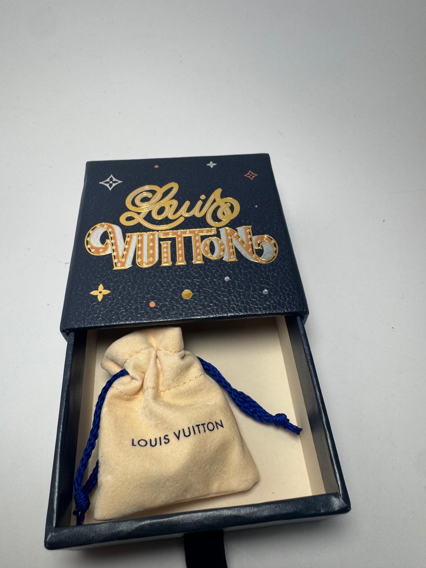 Louis Vuitton Blooming Earrings – Gold Metal – Limited Edition Box & Dust Bag