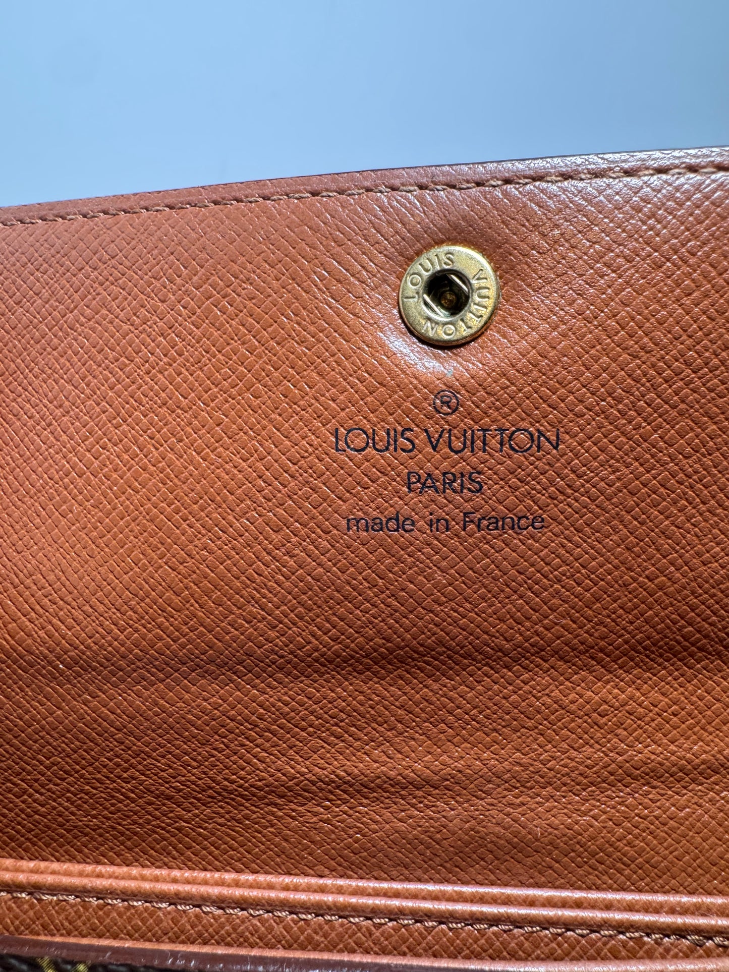 Louis Vuitton Porte Tressor Etui Monogram Wallet/Passport Holder