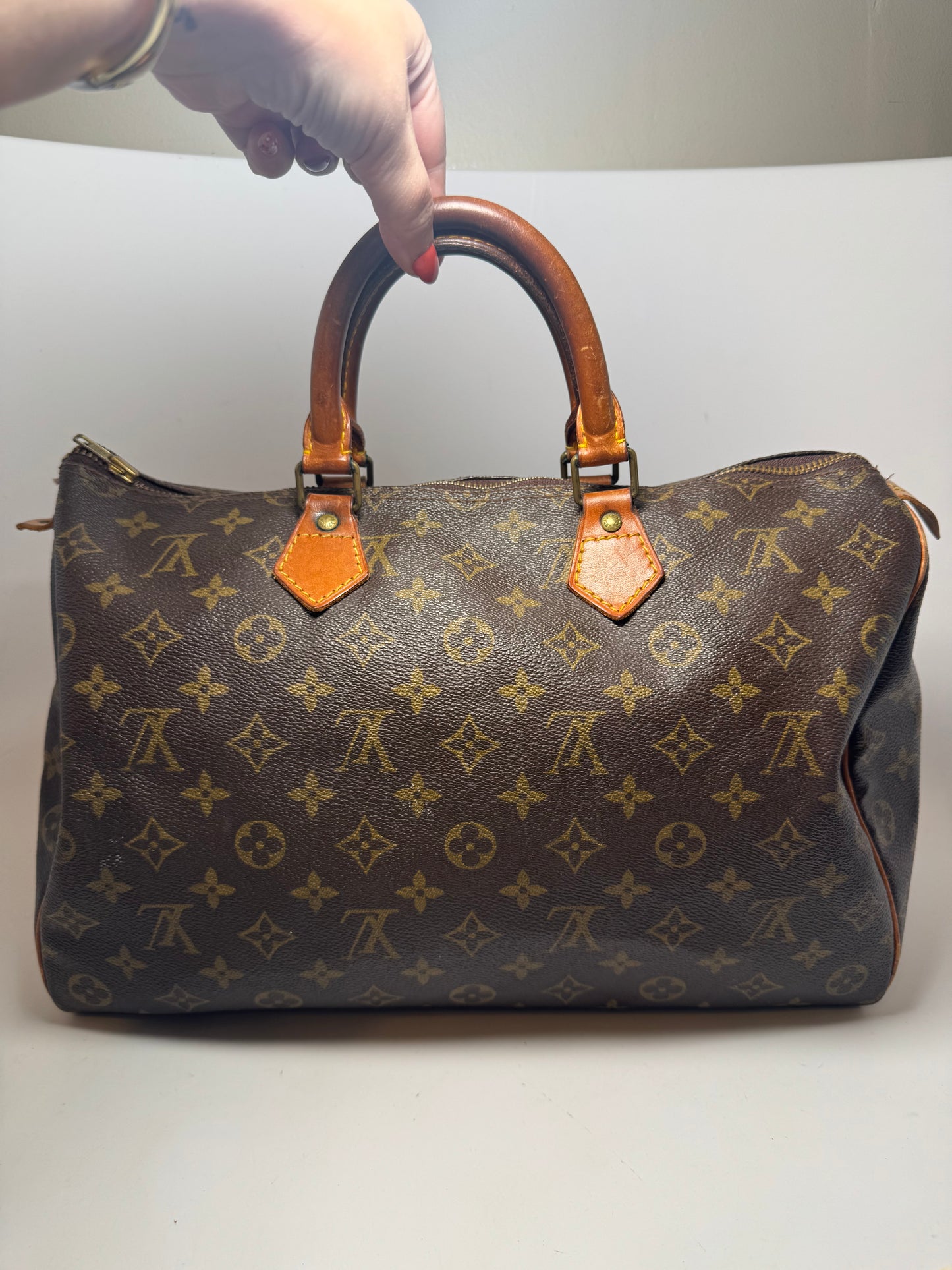 Louis Vuitton Speedy 35 Monogram