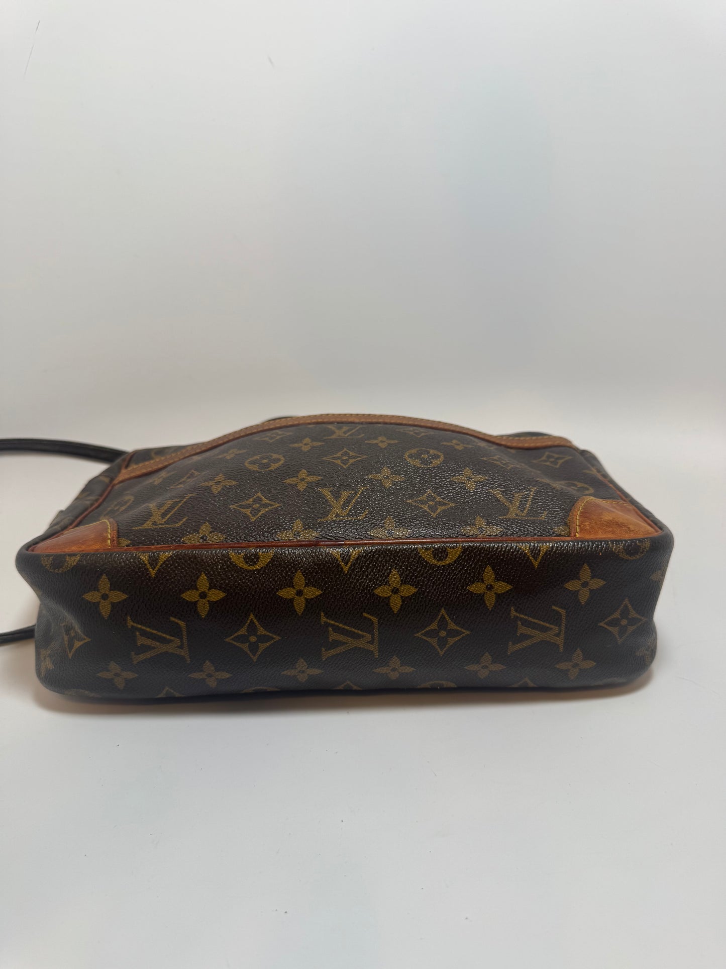 Louis Vuitton Trocadéro Monogram Crossbody/Shoulder Bag - Vintage
