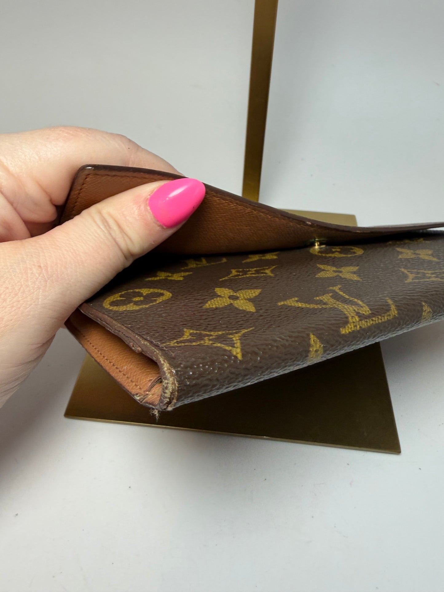 Louis Vuitton Sarah Porte Tressor International Trifold Monogram Wallet