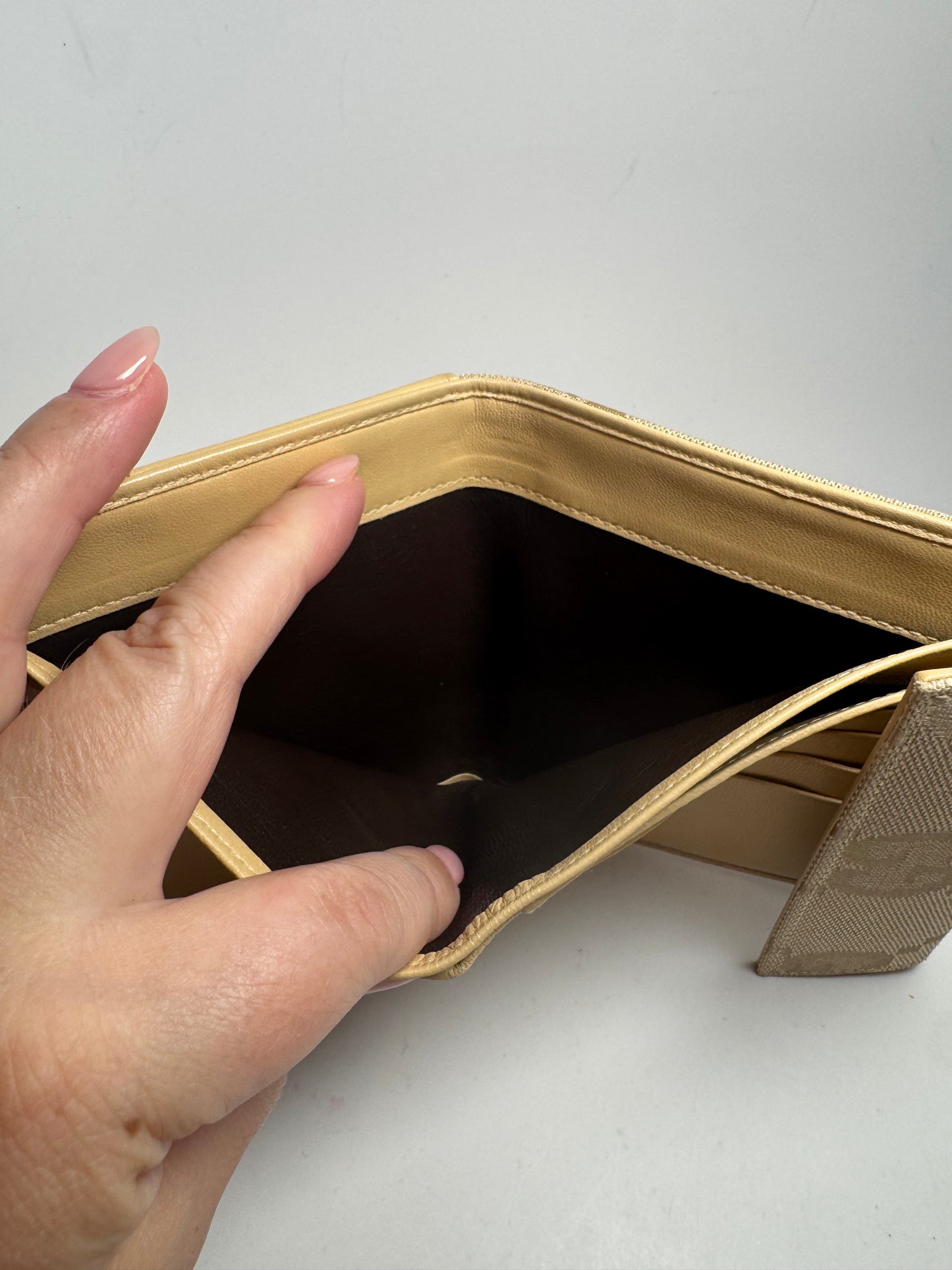 Gucci Beige Macro GG Canvas & Leather Trifold Wallet