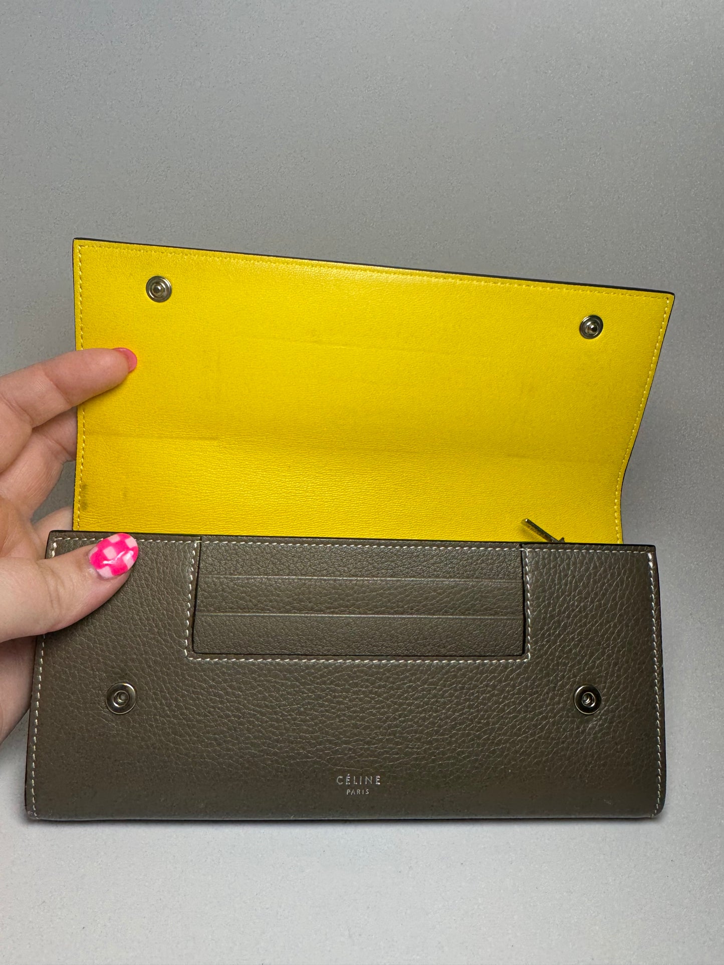 Celine Large Flap Multifunction Wallet Grey Grained Leather Luxury Made In Italy