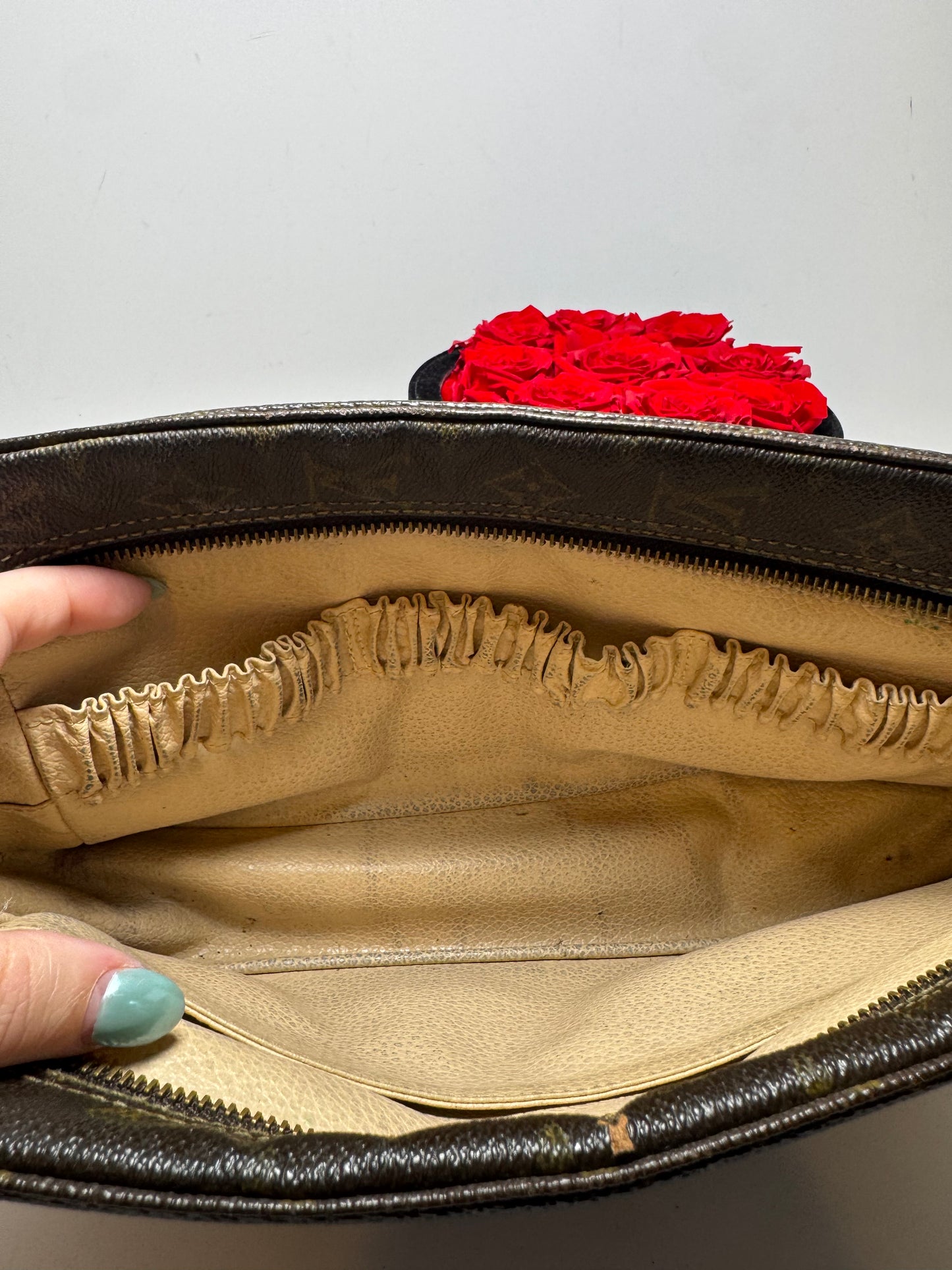 Louis Vuitton Trousse 28 Monogram Pouch