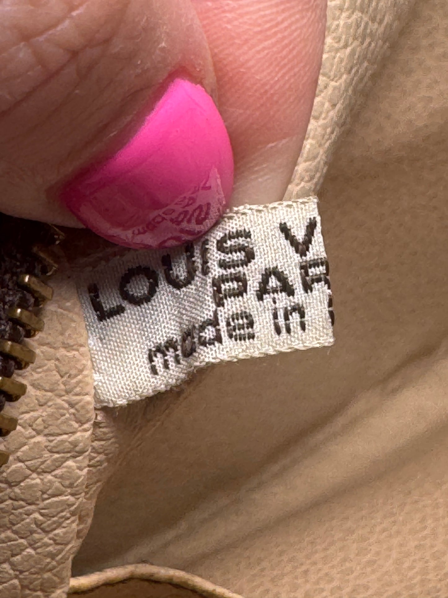 Louis Vuitton Toilette 28 Pouch/Makeup Cosmetic Bag Monogram March 1995 in France Vintage