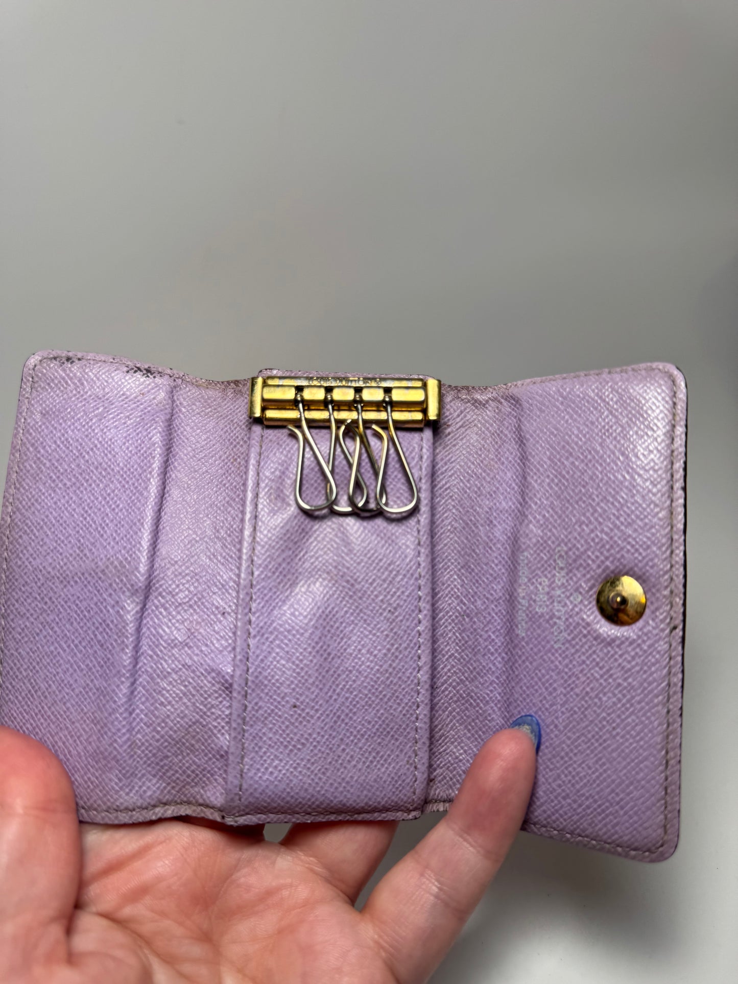 Louis Vuitton Black Multicolor Murakami 4 Key Holder w/Lilac Purple Interior