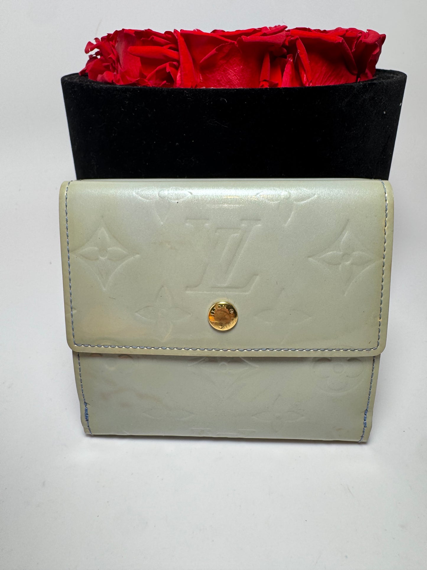 Louis Vuitton Porte Monnaie Billets Pistachio Green Vernis Compact/small wallet