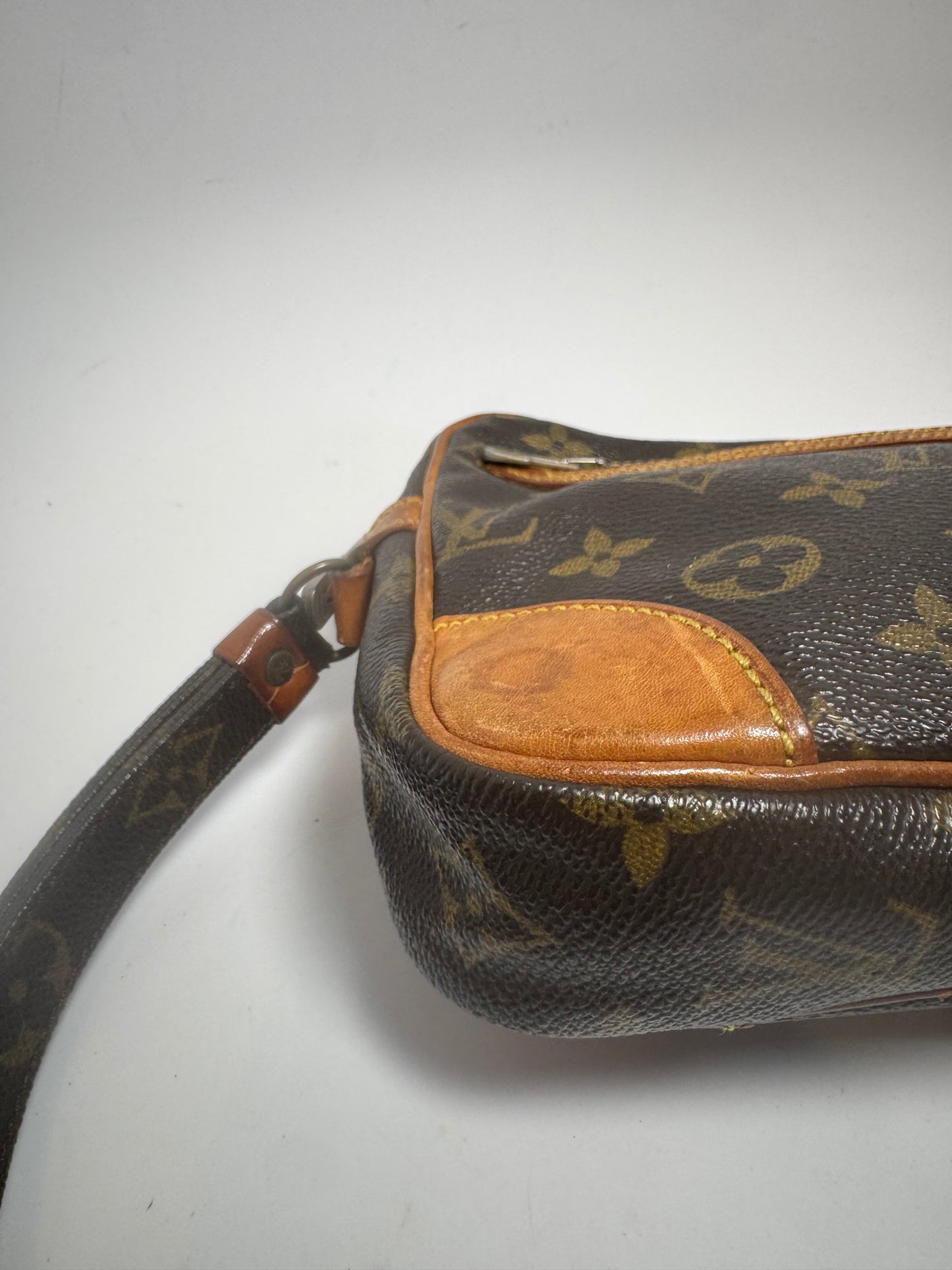 Louis Vuitton Marly Draggone Clutch Monogram