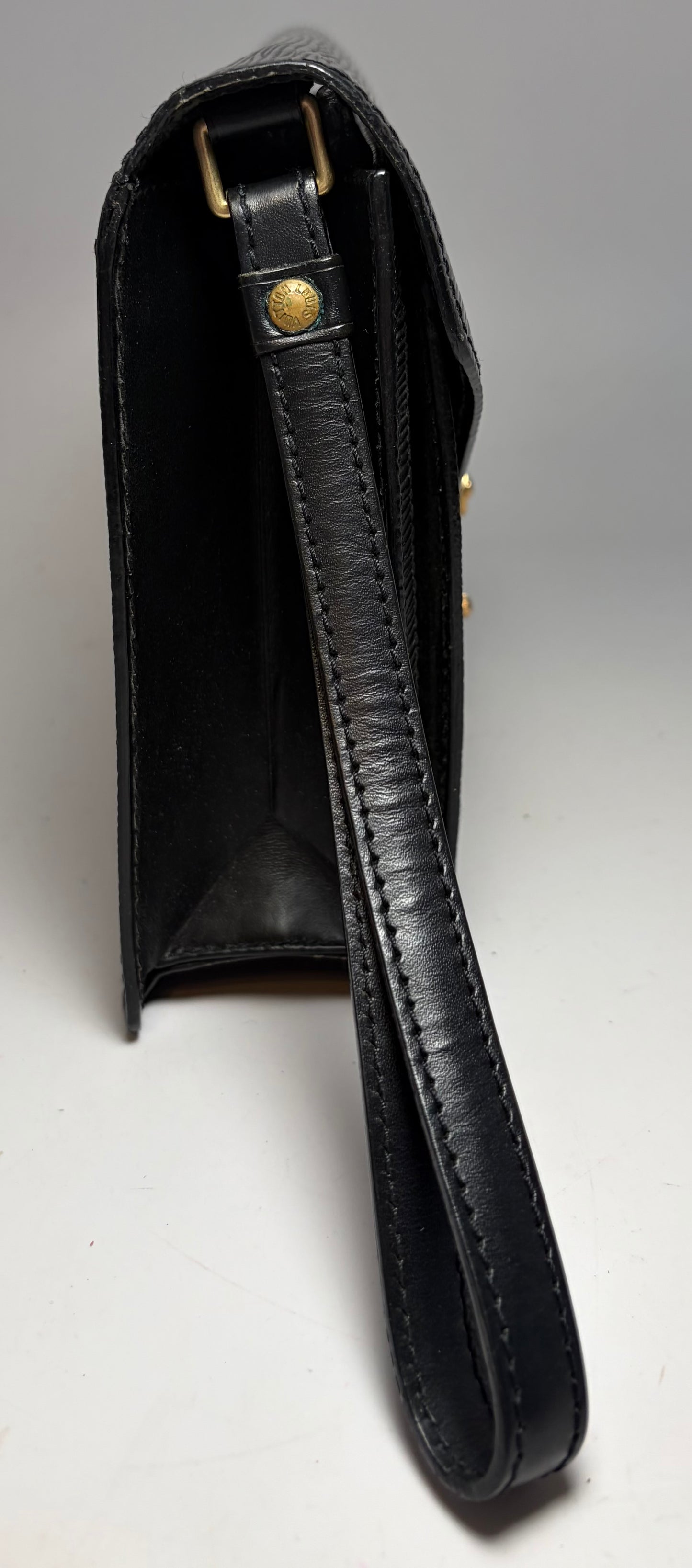 Louis Vuitton Pochette Sellier Draggone Clutch/Wristlet Black Epi Leather