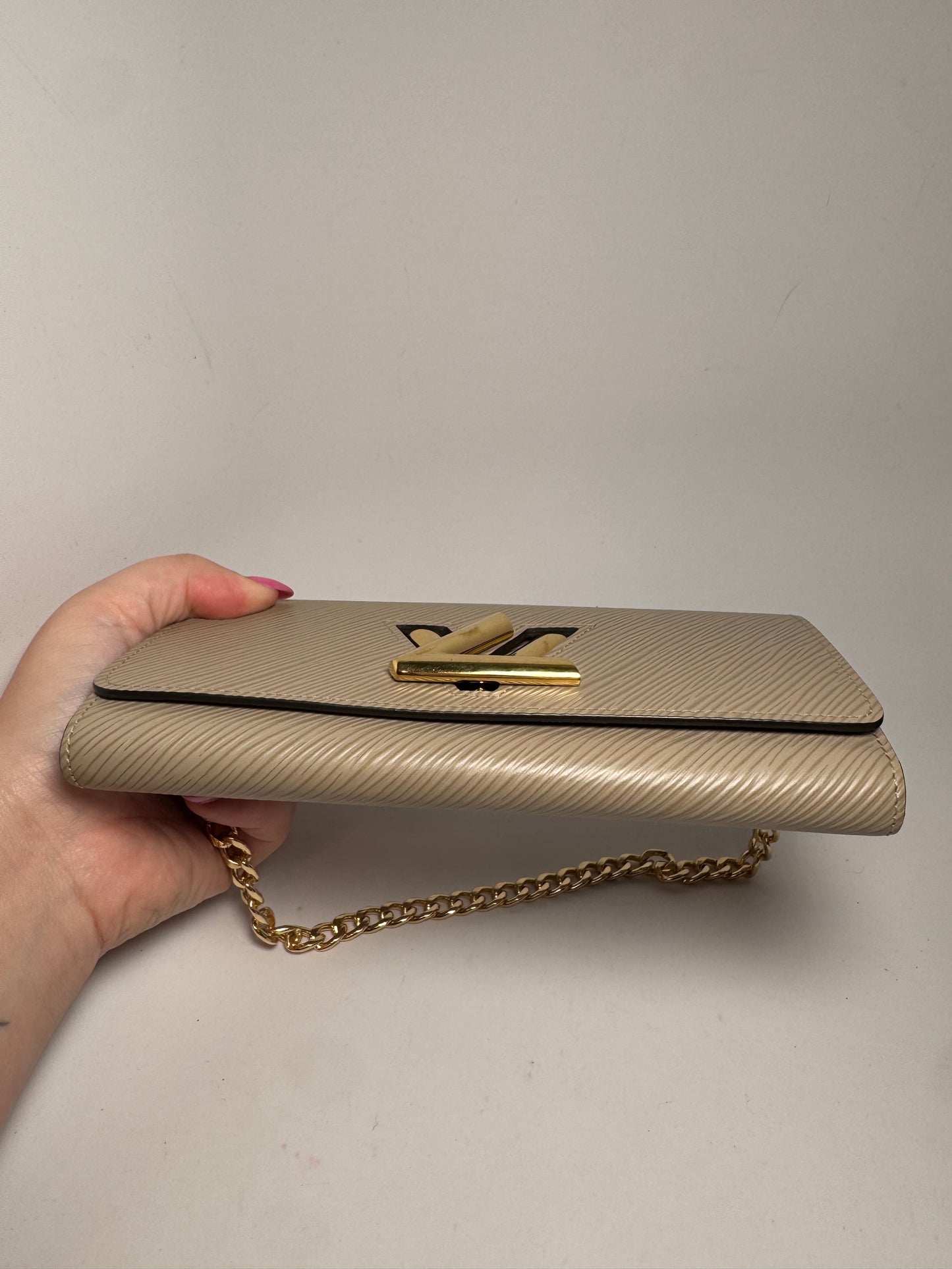 Louis Vuitton Epi Twist Gallet Beige Wallet On Chain