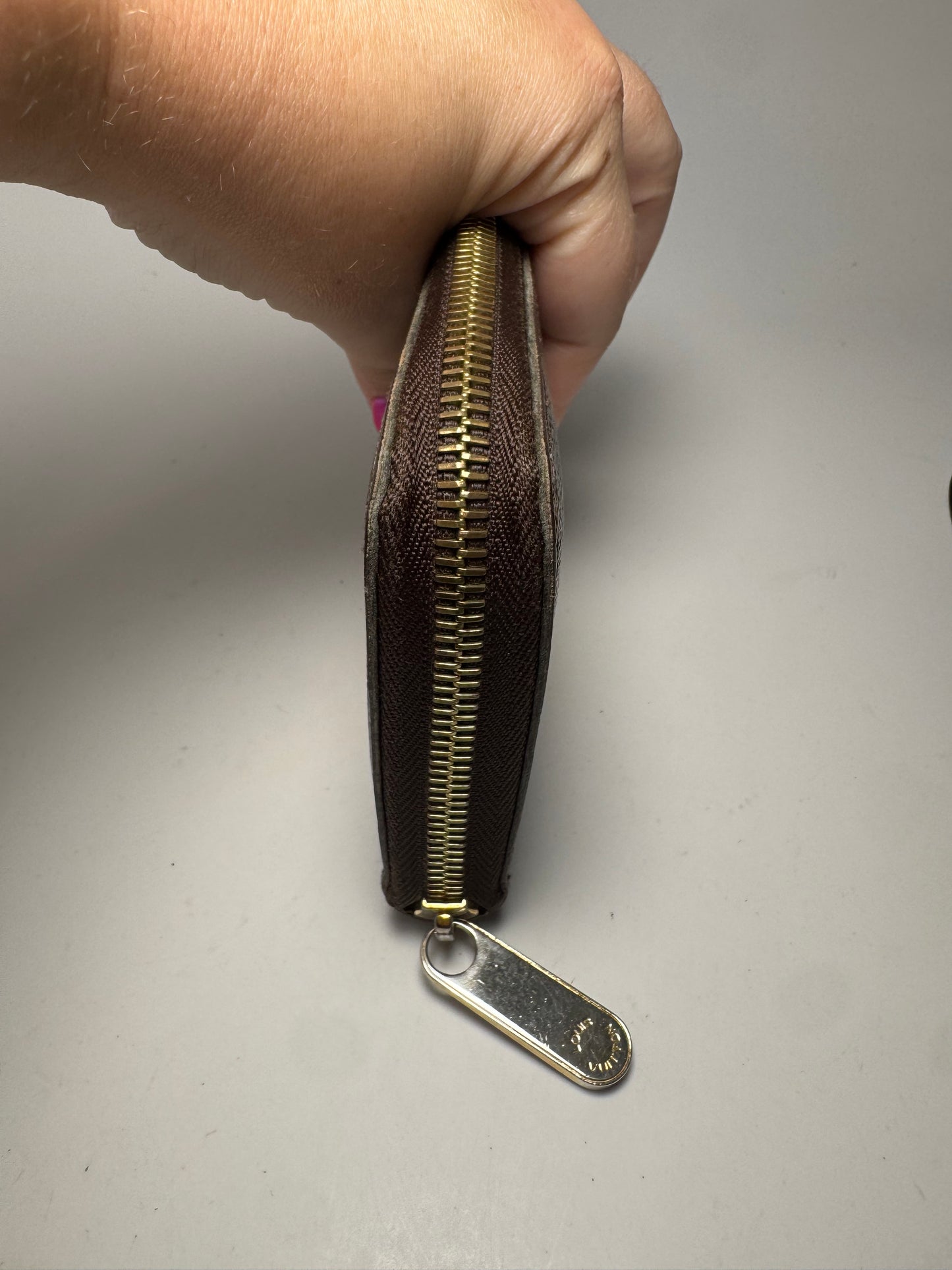 Louis Vuitton Monogram Zippy Wallet
