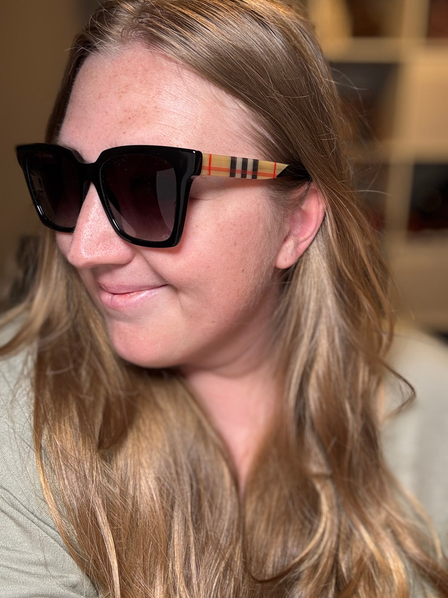 Burberry BE4335 Maple Black Square Sunglasses – Check Plaid Arms, Made in Italy