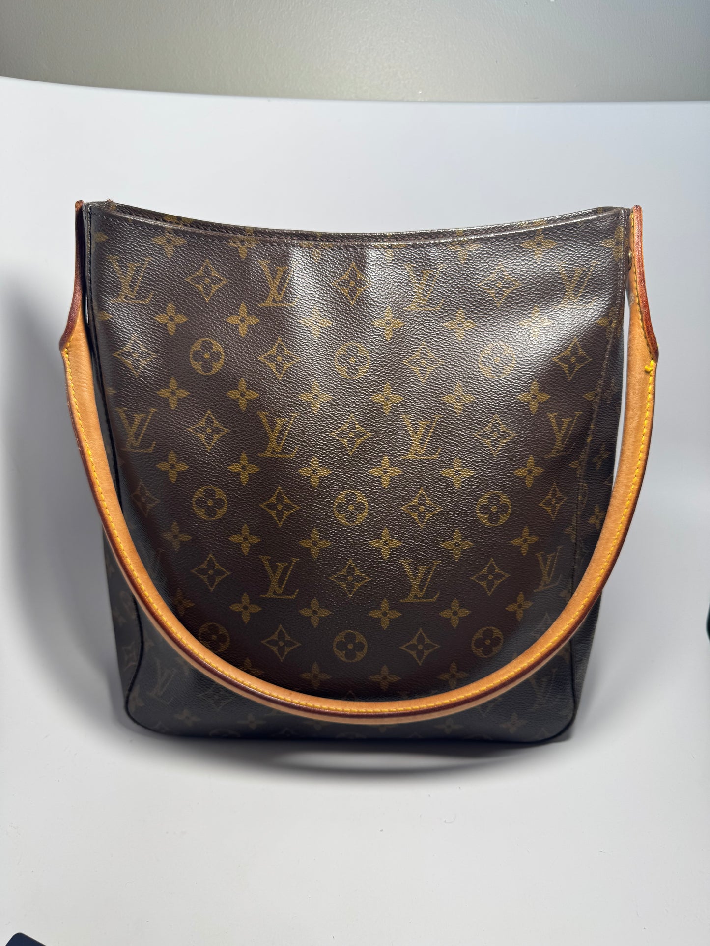 Louis Vuitton Looping GM Monogram in excellent condition