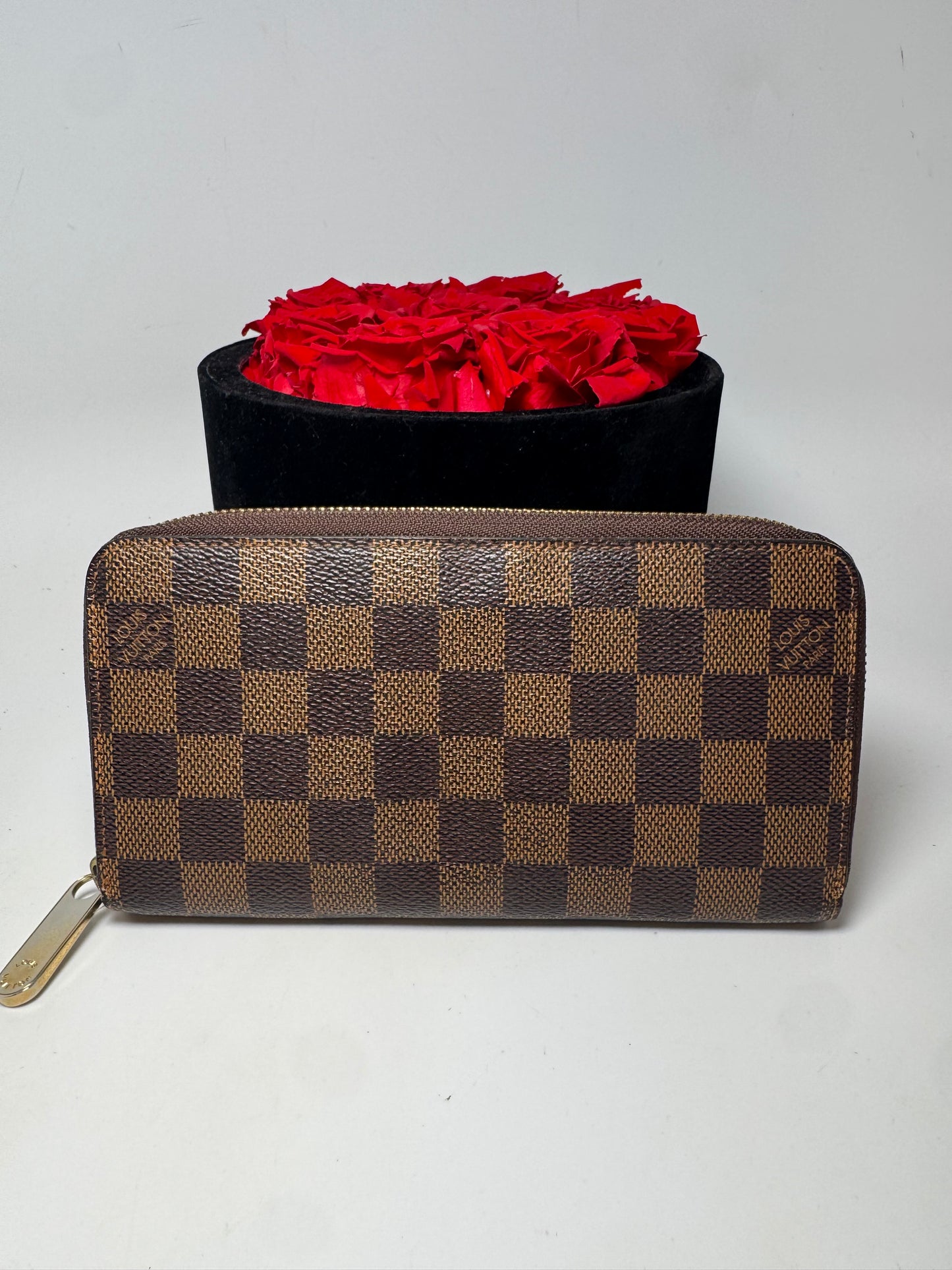 Louis Vuitton Damier Ebene Zippy Wallet