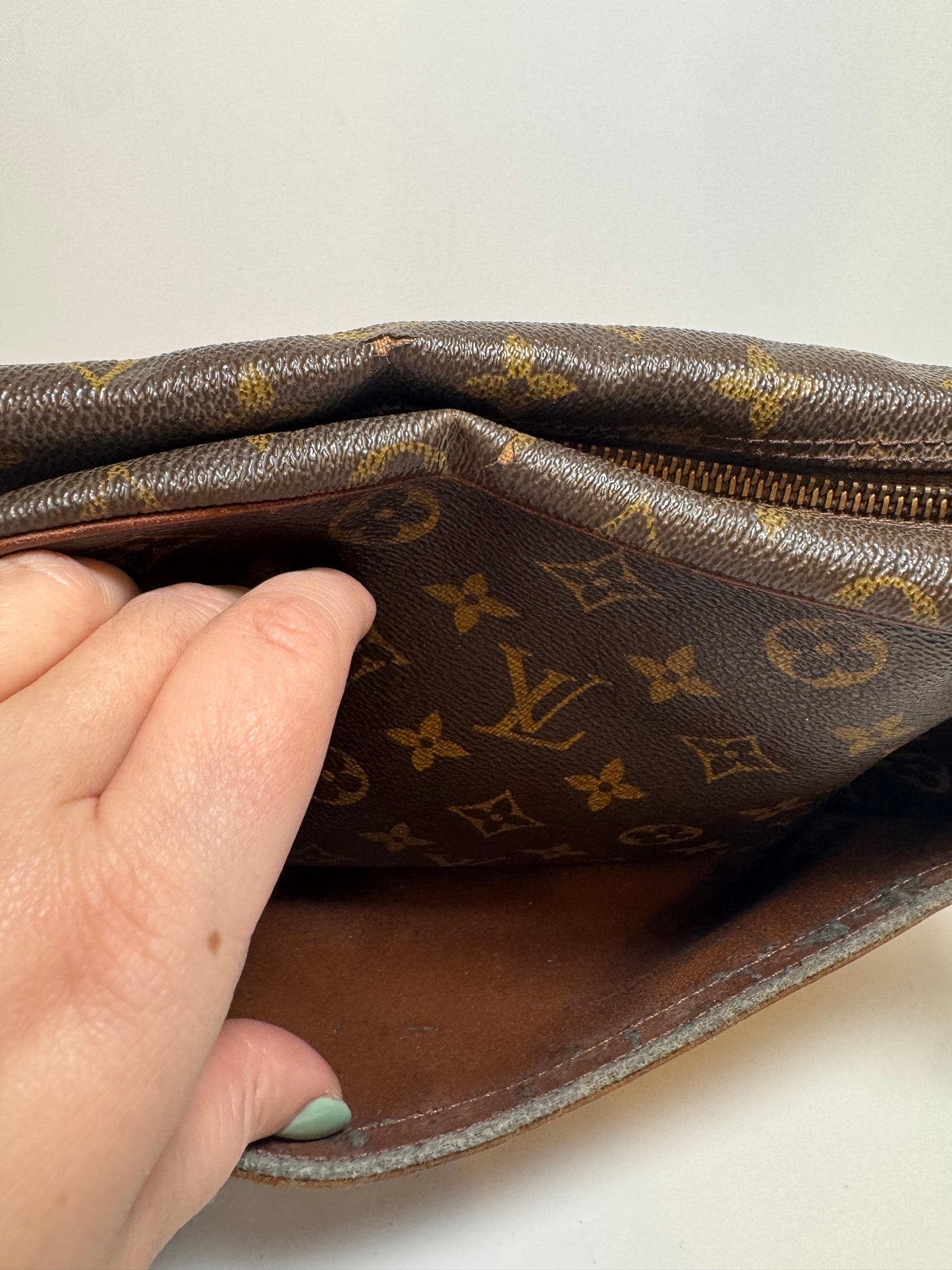 Louis Vuitton Trocadéro Monogram Crossbody/Shoulder Bag - Vintage